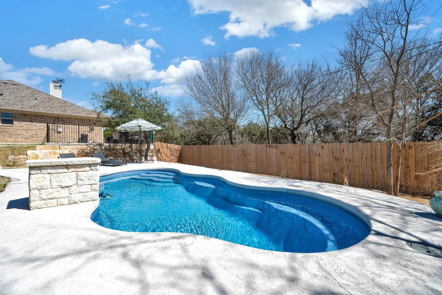 Lake Access - Pool/Spa/Fishing - 2 Acres Retreat — photo 5