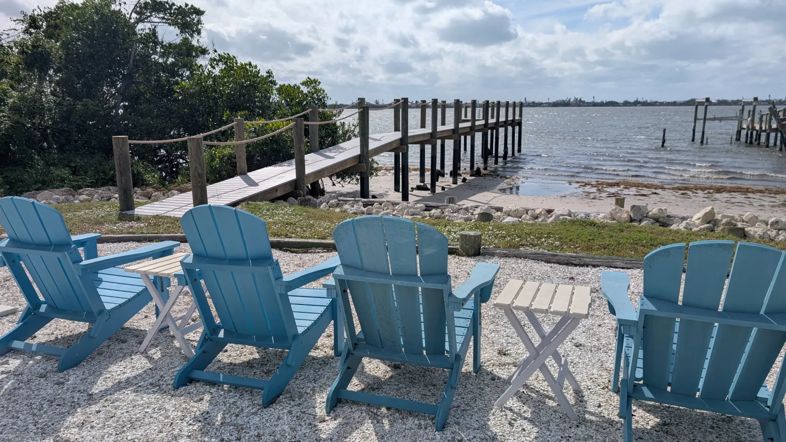 20 Steps to Water! Dock, Sunsets, and Hot tub!