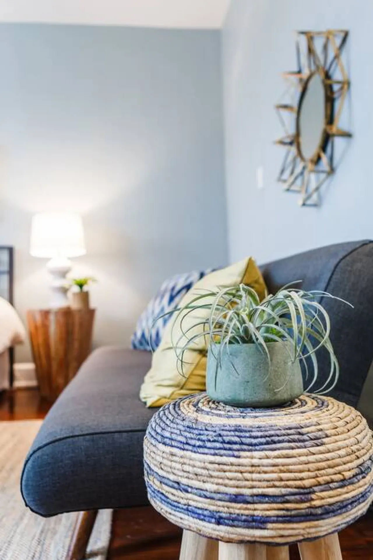 Stylish Flat in Walkable Downtown w/ Parking 15