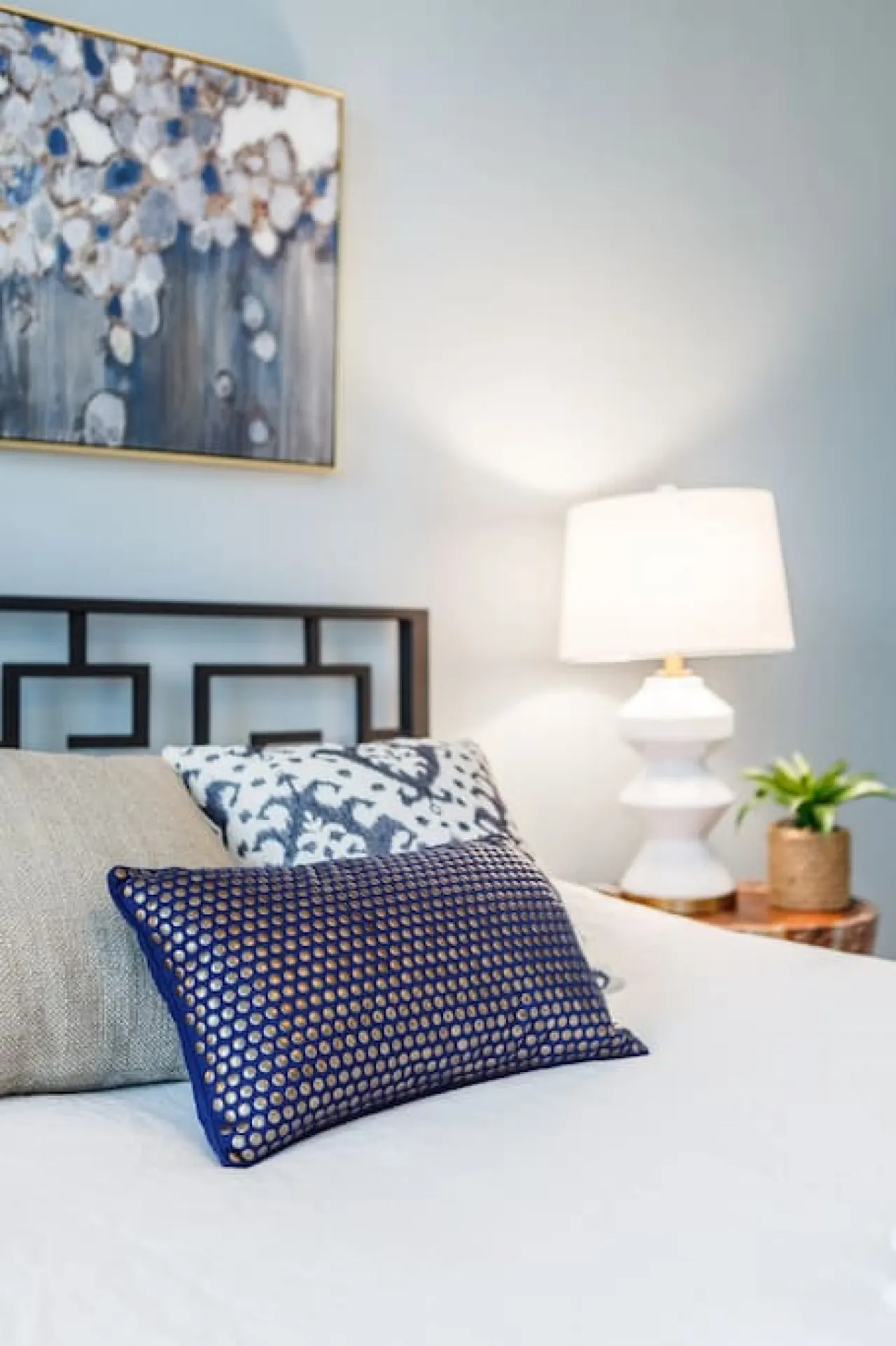 Stylish Flat in Walkable Downtown w/ Parking 8