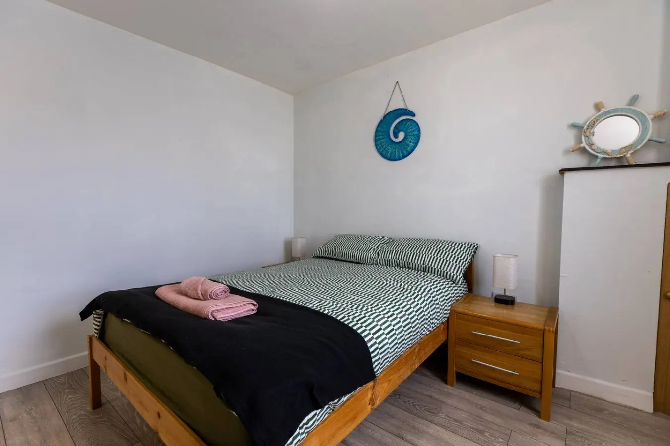 Withernsea 249 Stylish 2 Bed Apartment 11