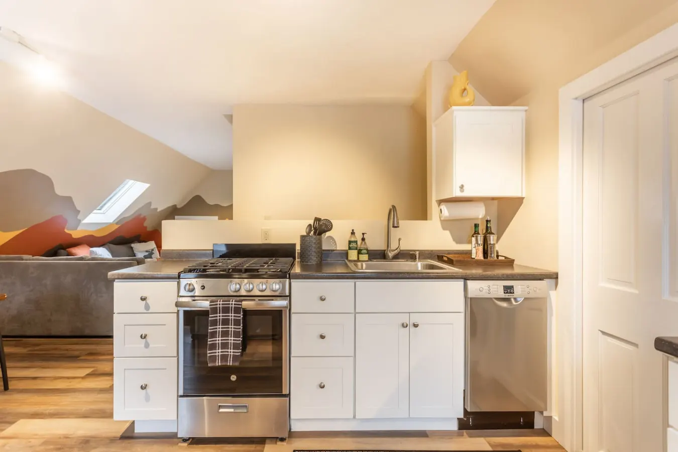Fall Getaway Near Killington with Hot Tub 19