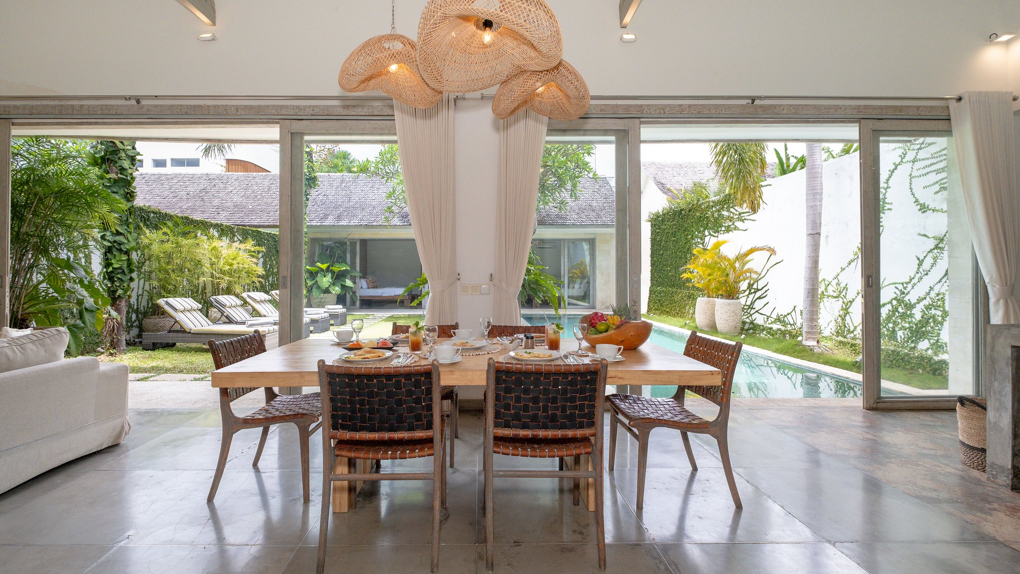 Airbnb listing 42080597 6