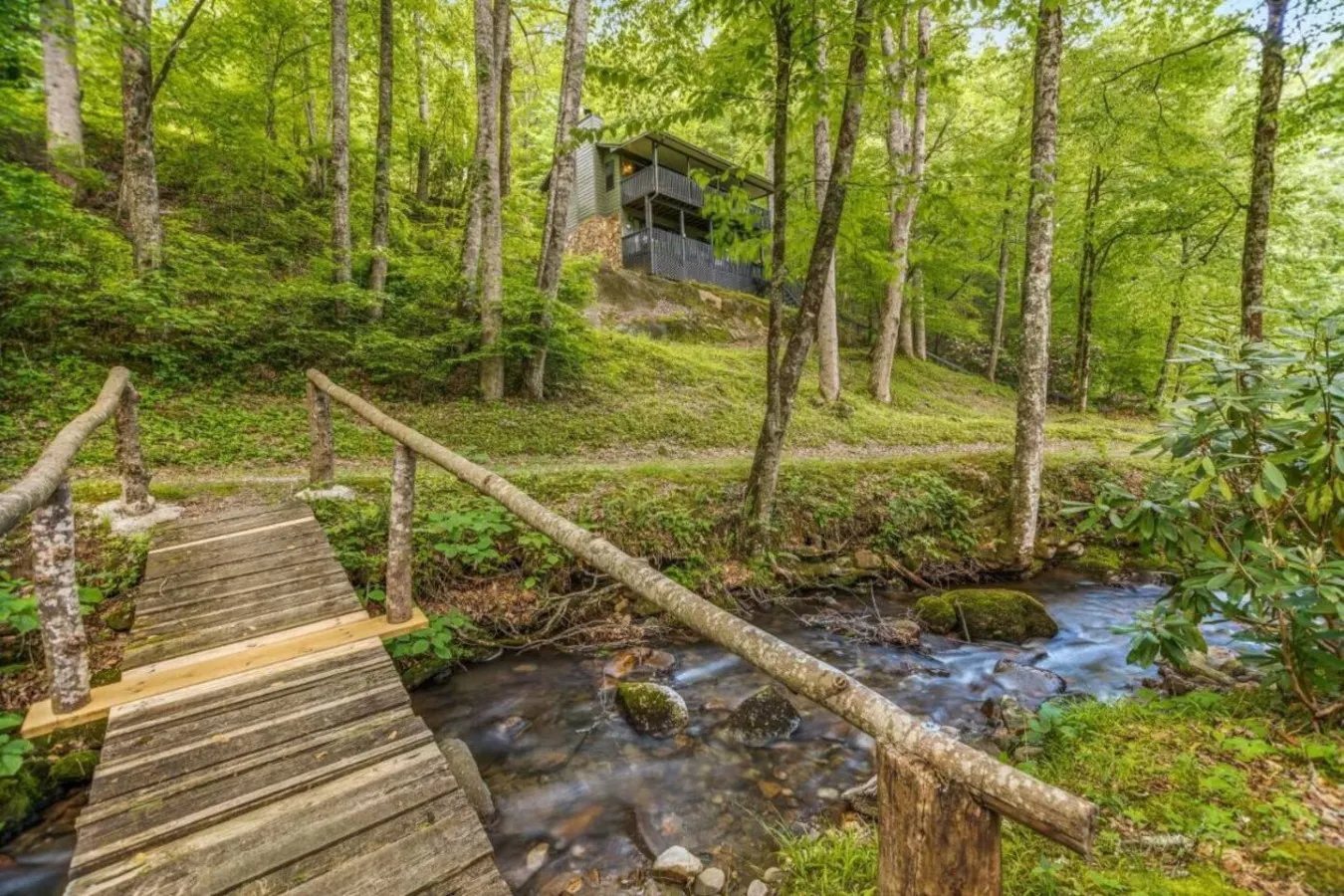 Rushing Creek Retreat | Serene Cabin w Great Views