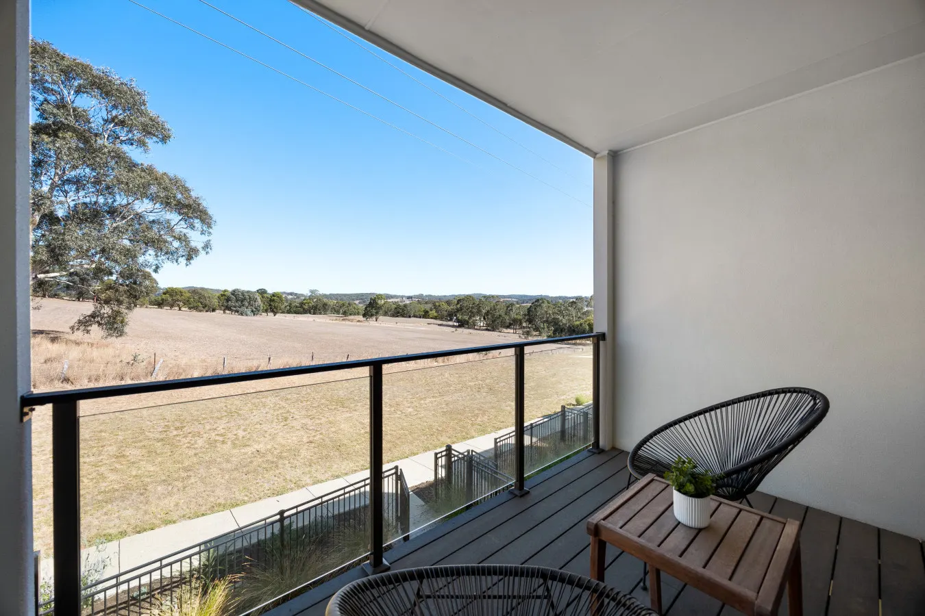 Olive Lane—Boutique Escape & Serene Farmland Views — photo 3