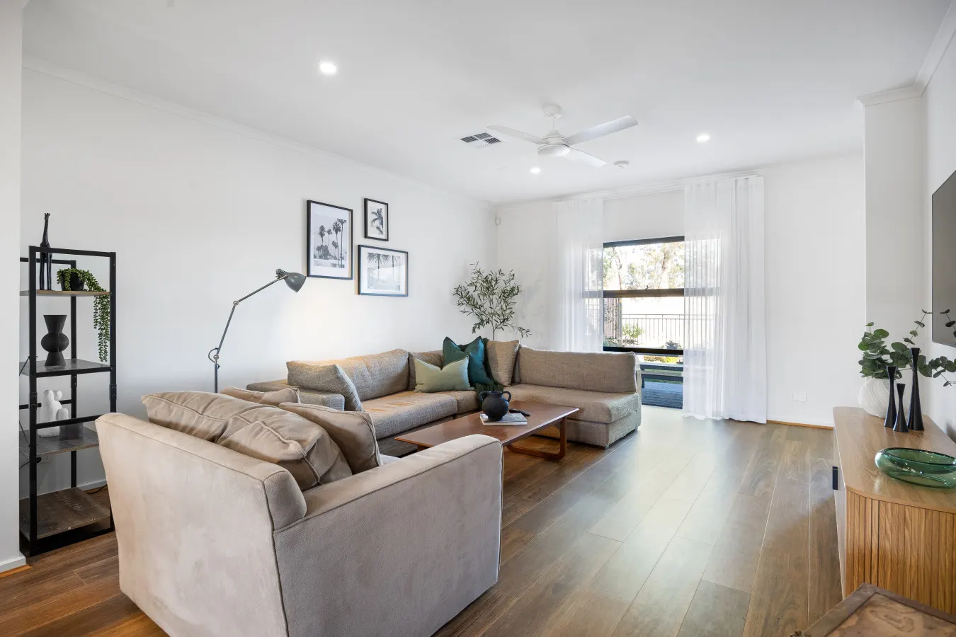 Olive Lane—Boutique Escape & Serene Farmland Views 6