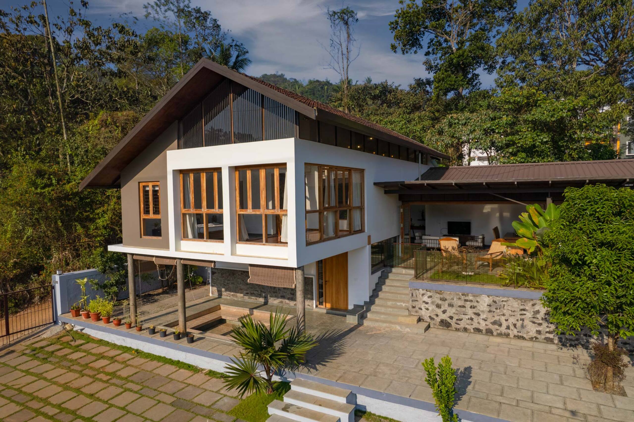 3BR| Elegant Stay |StayVista| Mountain Rain@Kerala 27