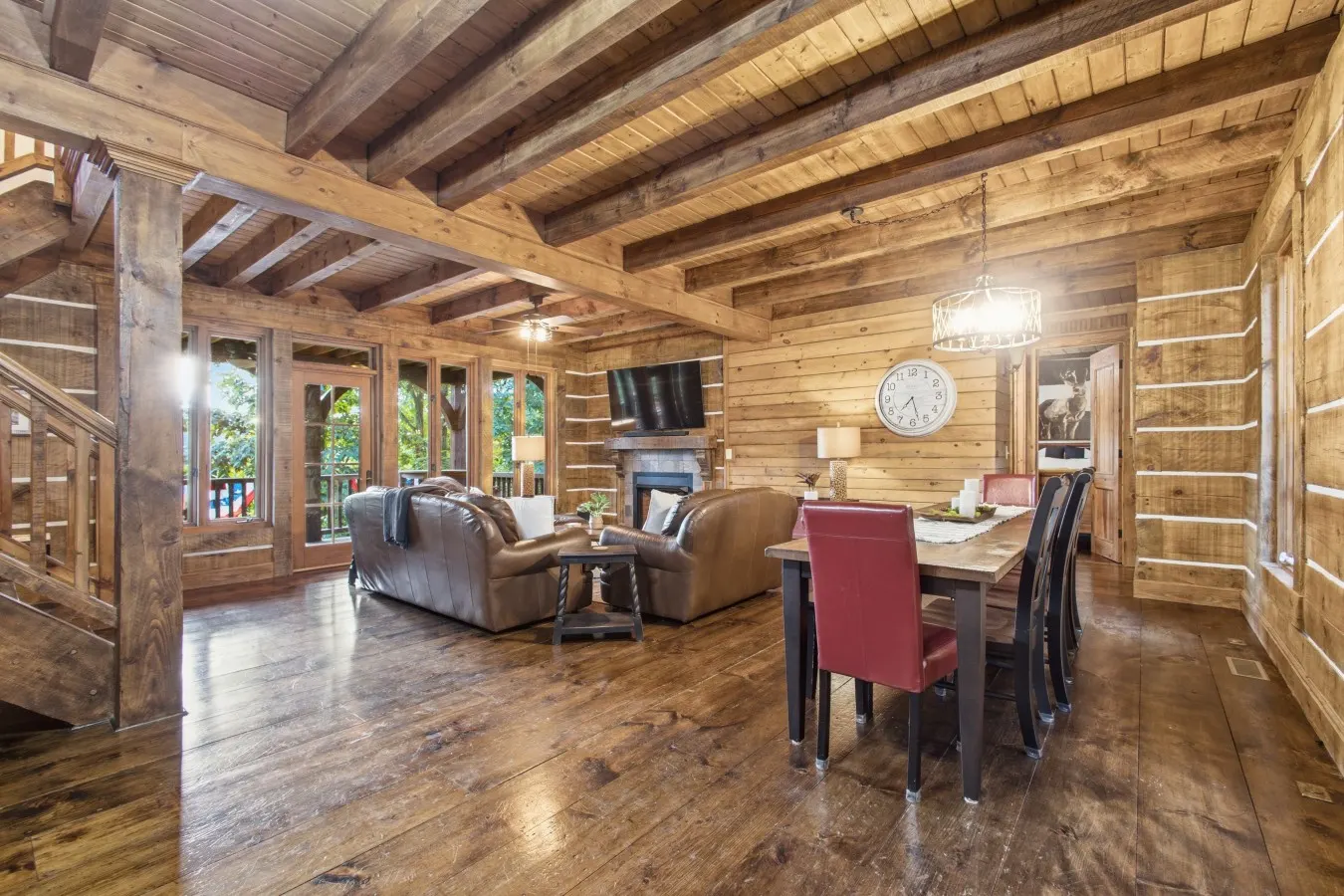 Lakeside Lodge Retreat Luxury Cabin on Watts Bar Lake 13