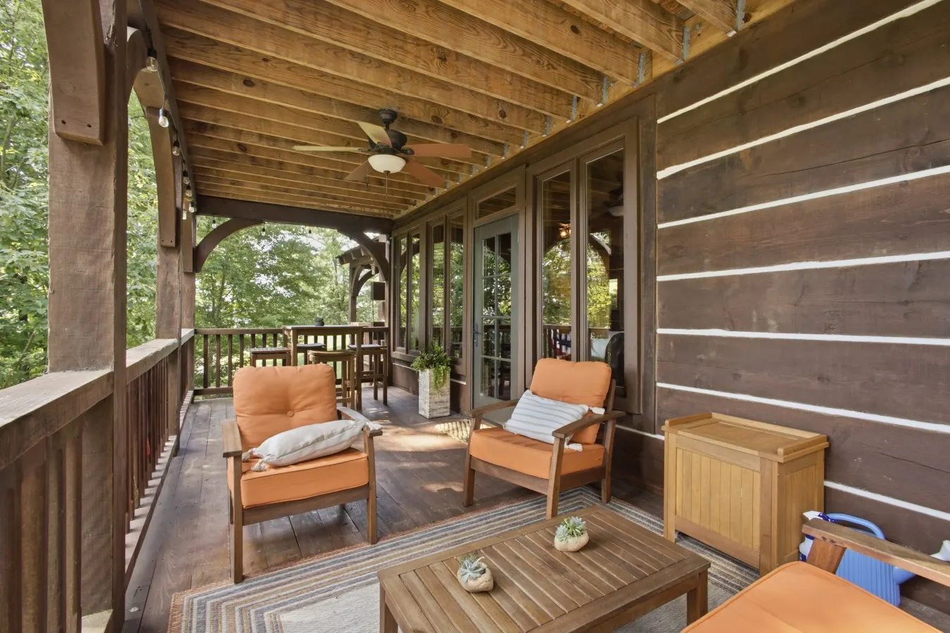 Lakeside Lodge Retreat Luxury Cabin on Watts Bar Lake 20