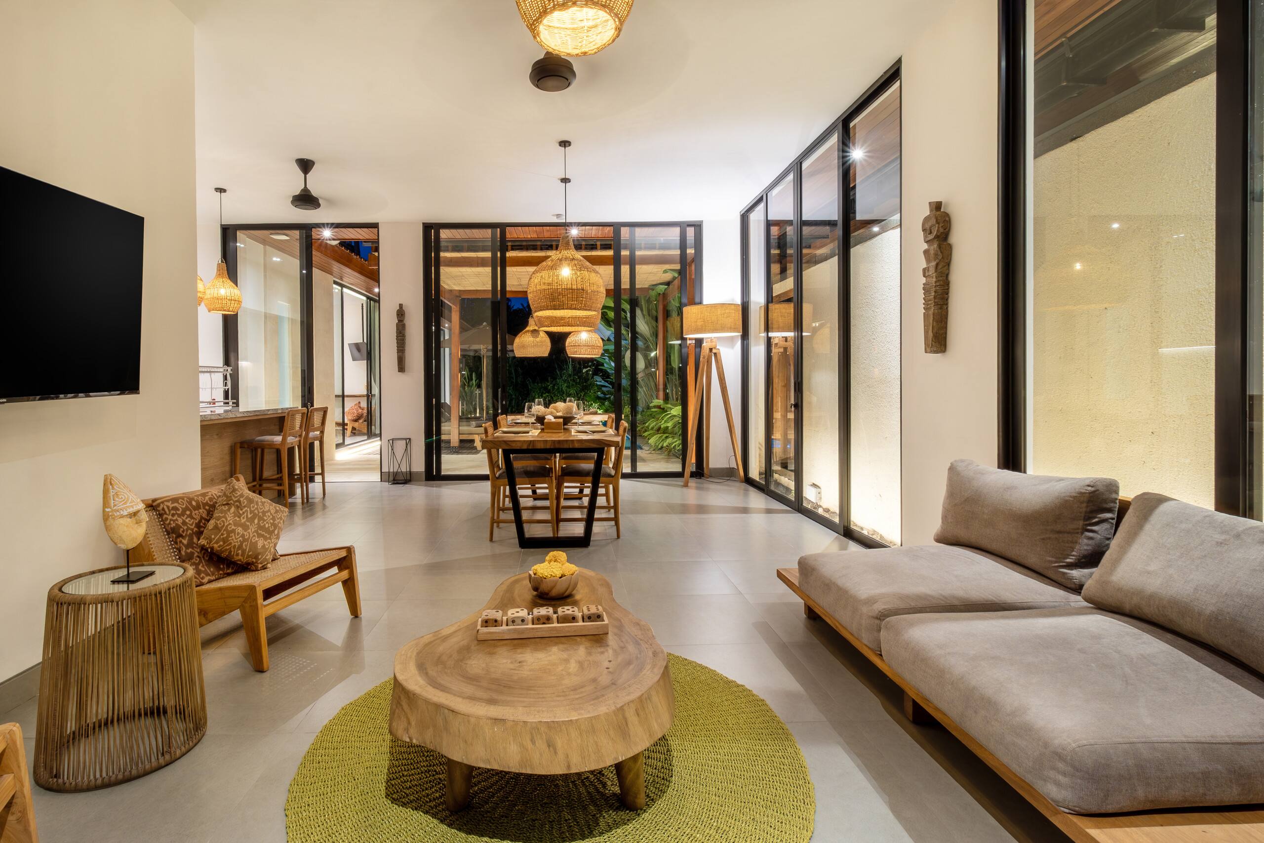 Luxury 2 Bedroom Private Pool Villas 9
