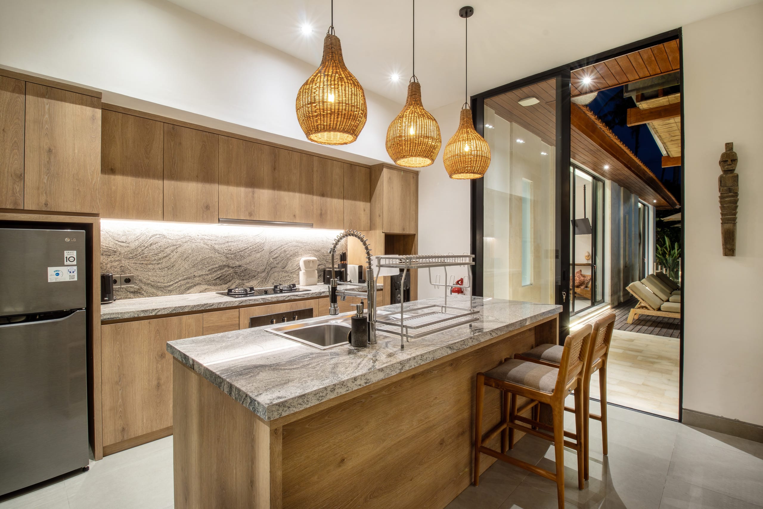 Luxury 2 Bedroom Private Pool Villas 10