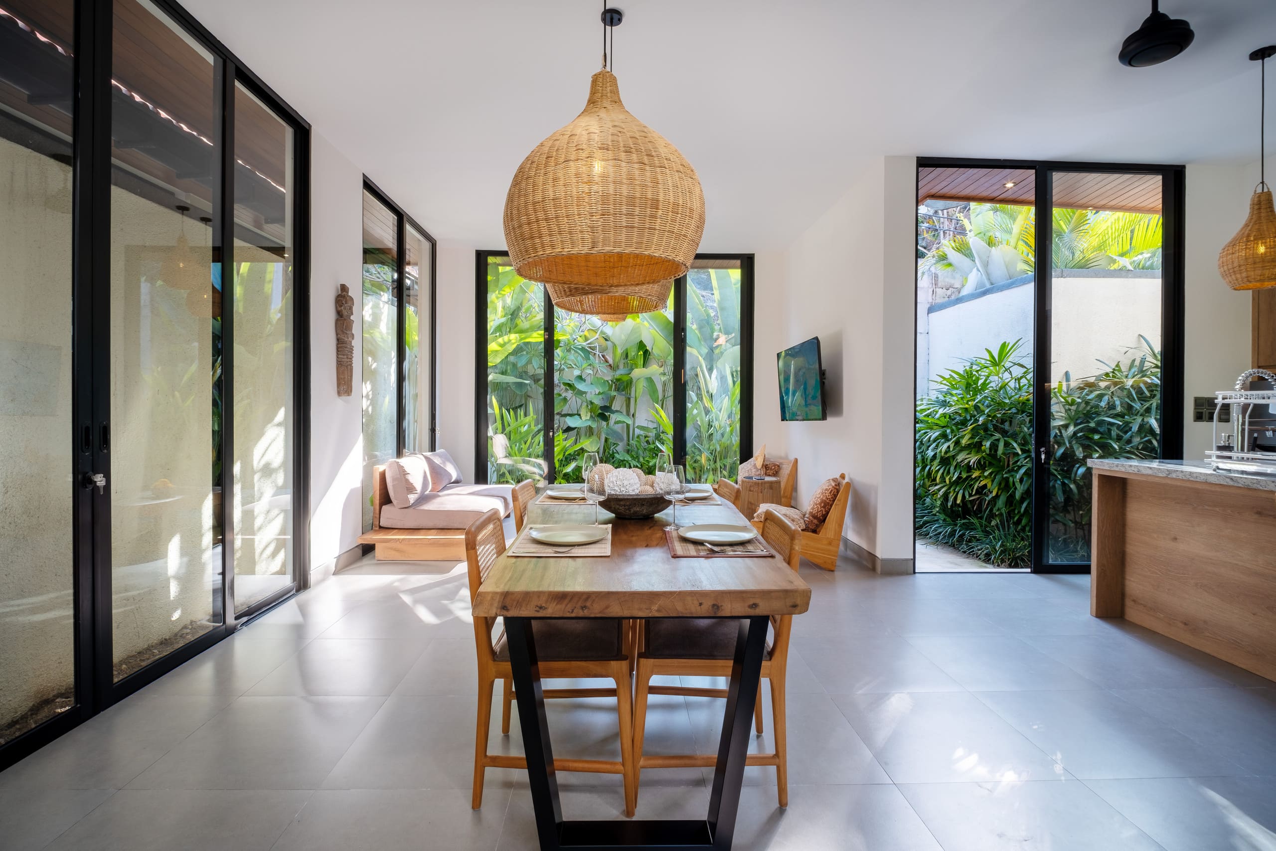 Luxury 2 Bedroom Private Pool Villas 15