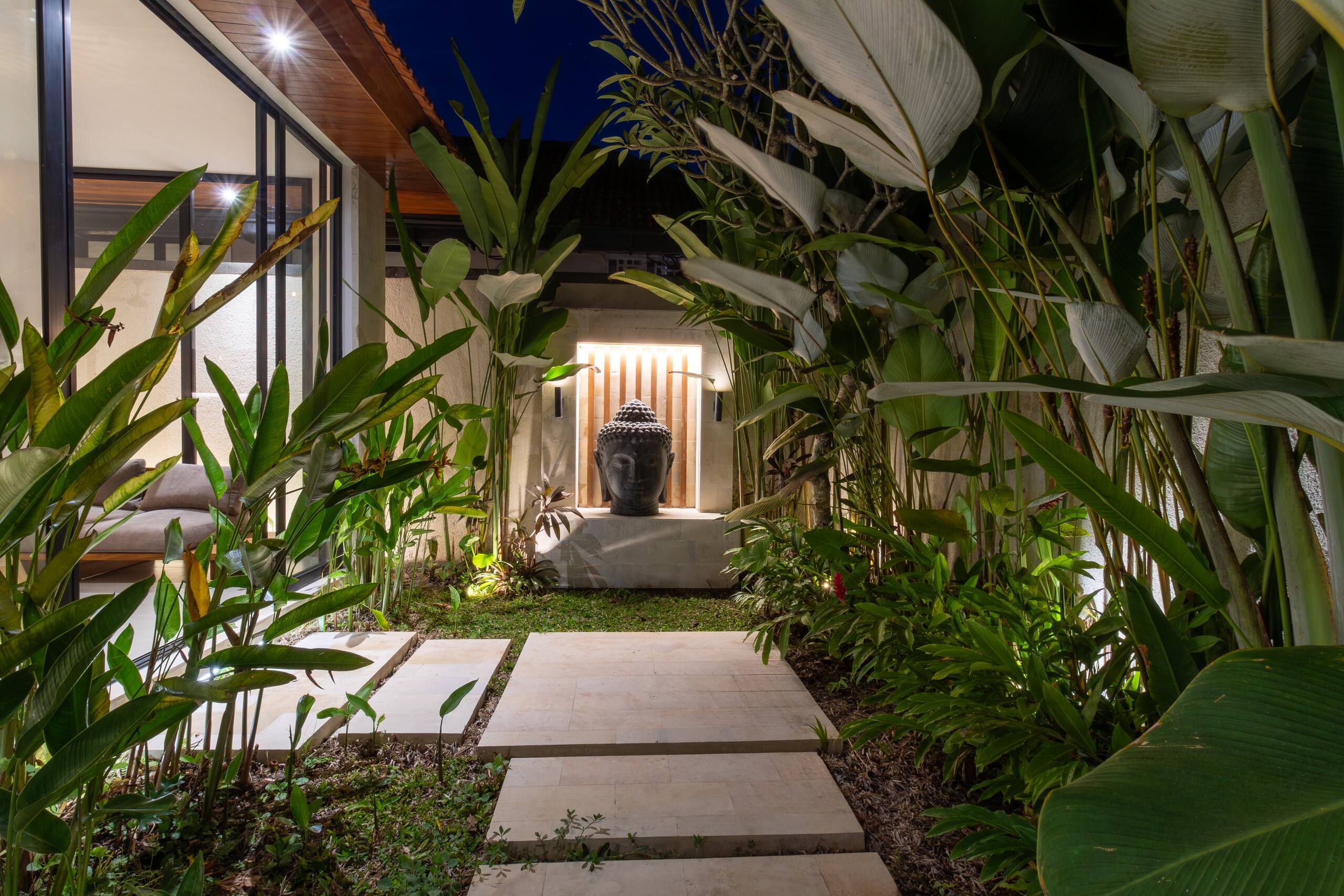 Luxury 2 Bedroom Private Pool Villas 22