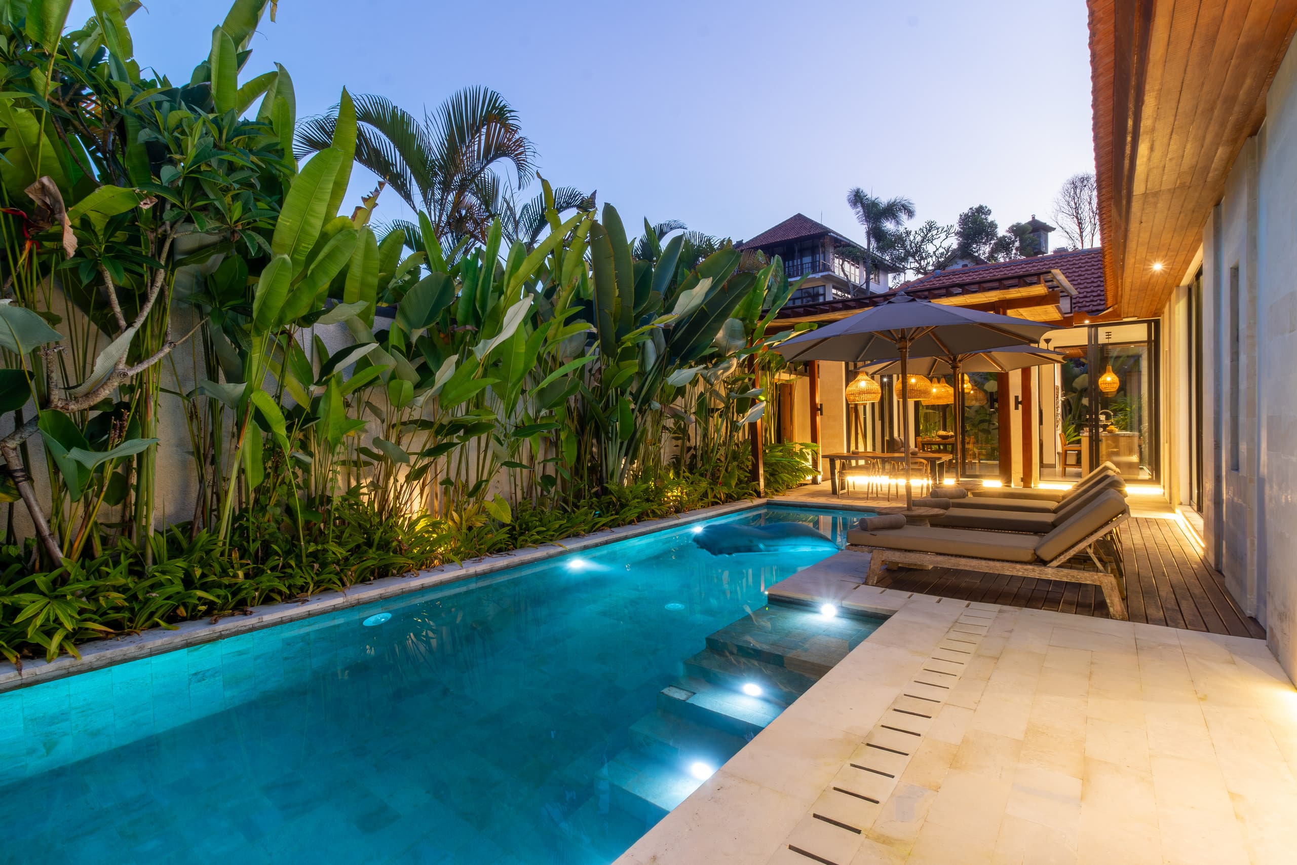 Luxury 2 Bedroom Private Pool Villas 7