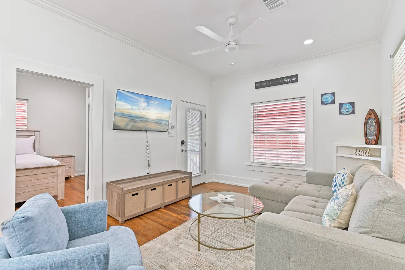 Low Tide Studio Apartment Near UTMB and Seawall 16
