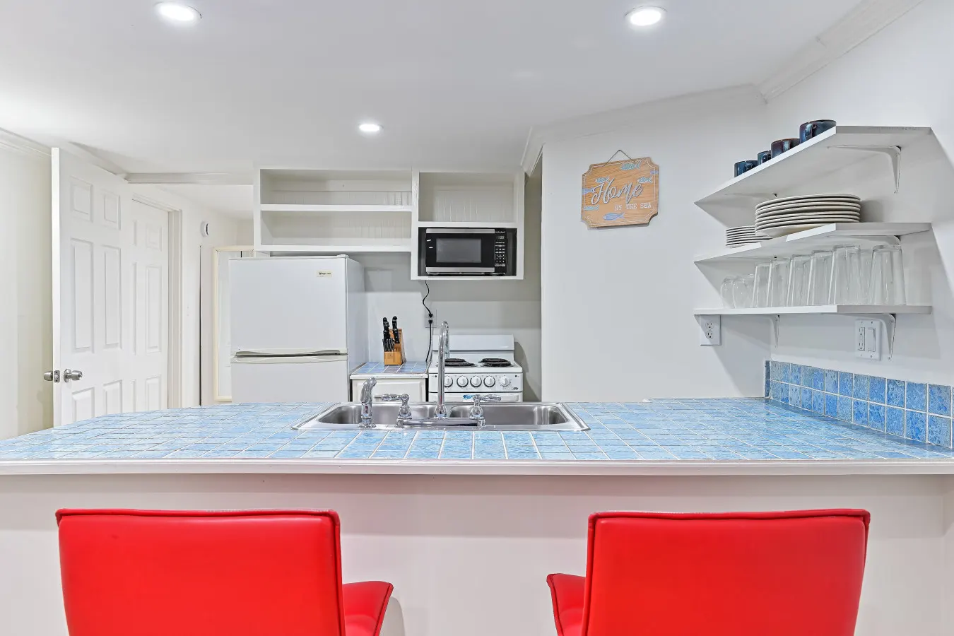 Low Tide Studio Apartment Near UTMB and Seawall 8