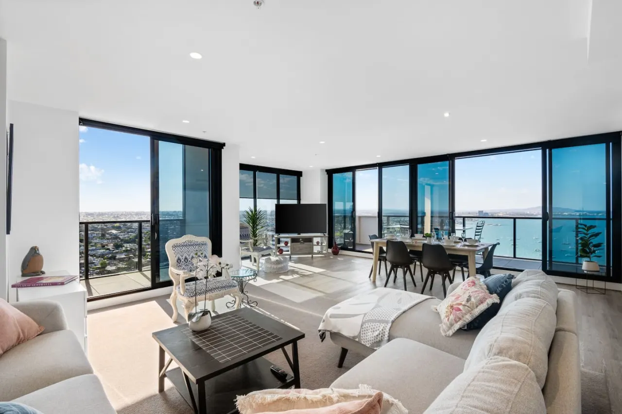 2-BR Penthouse Geelong CBD w/ Ocean & City Views 12