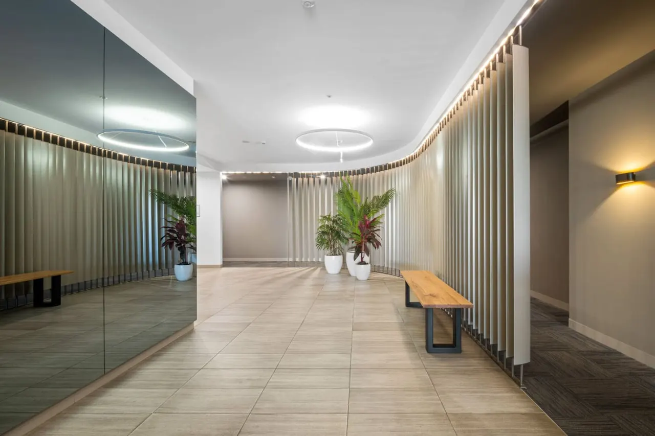 2-BR Penthouse Geelong CBD w/ Ocean & City Views 14