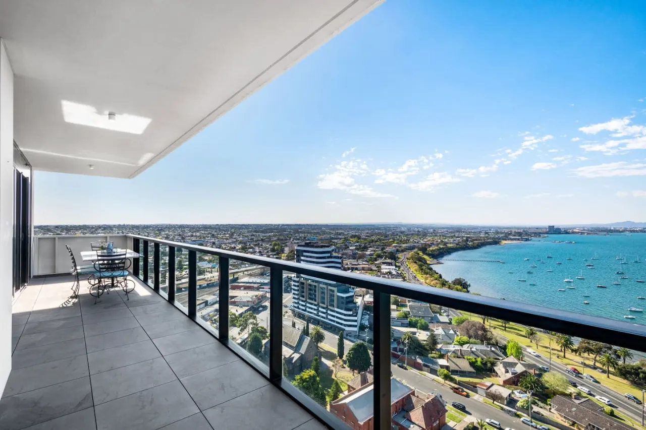 2-BR Penthouse Geelong CBD w/ Ocean & City Views 6