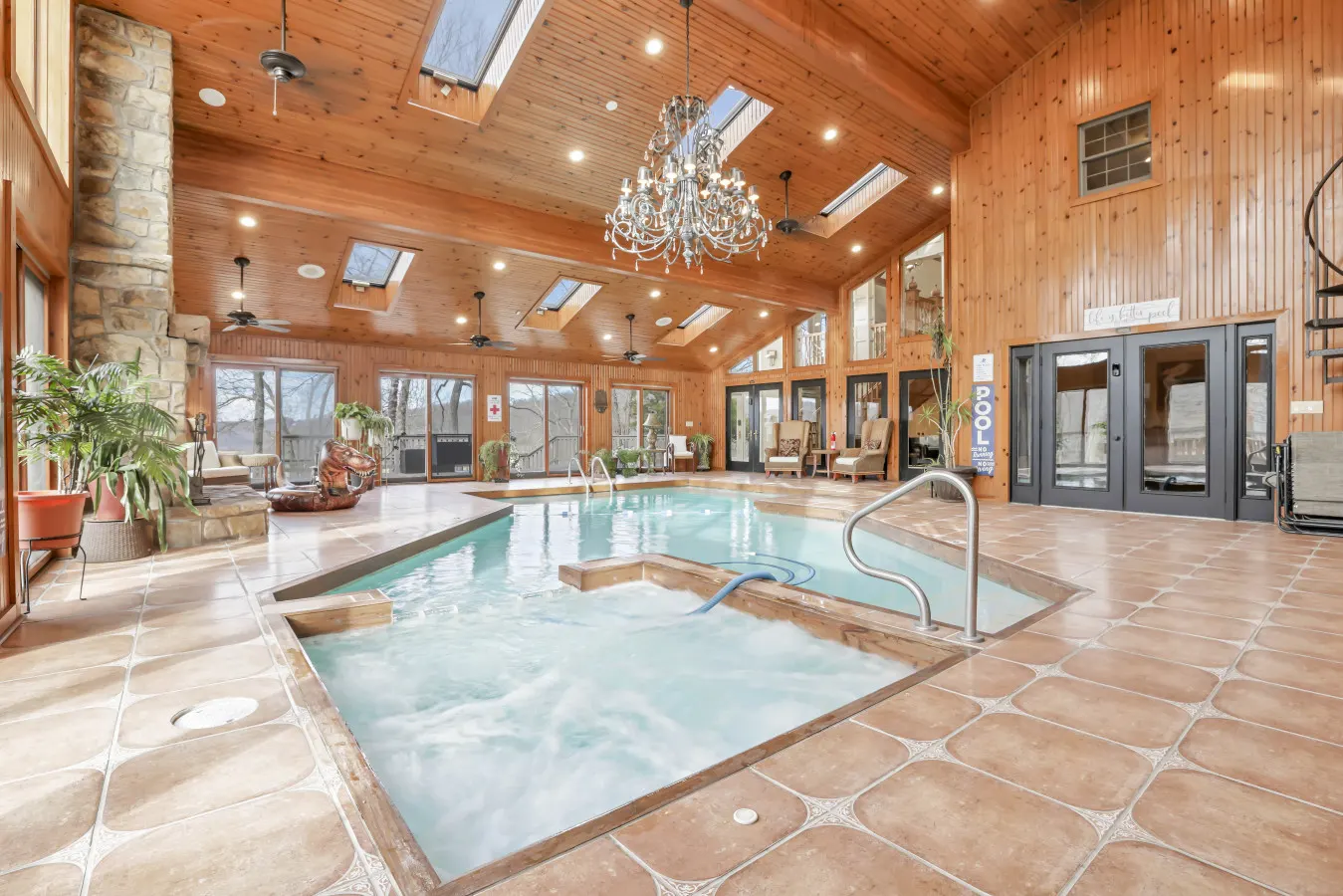 Hocking Hills: Daisy Glen Retreat — photo 2
