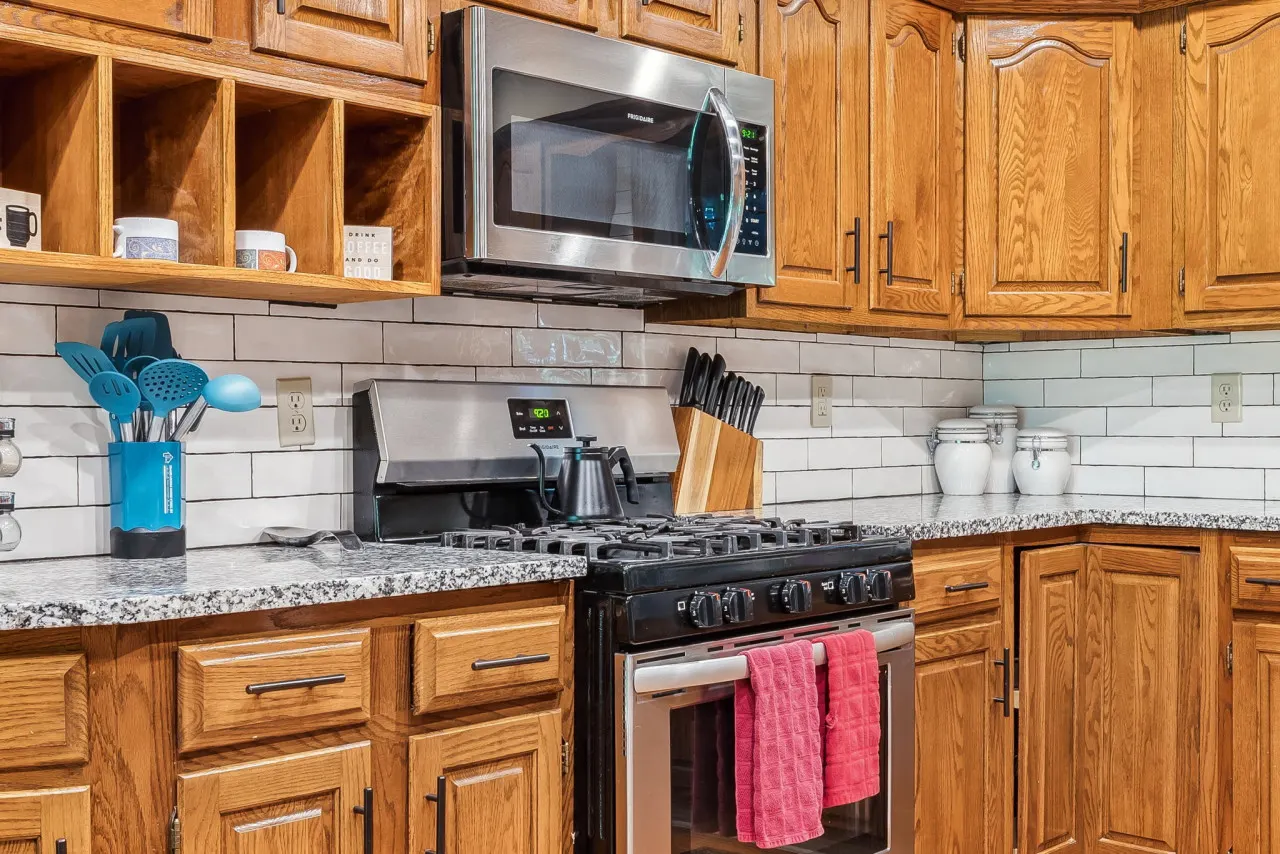 Hocking Hills: Daisy Glen Retreat 17