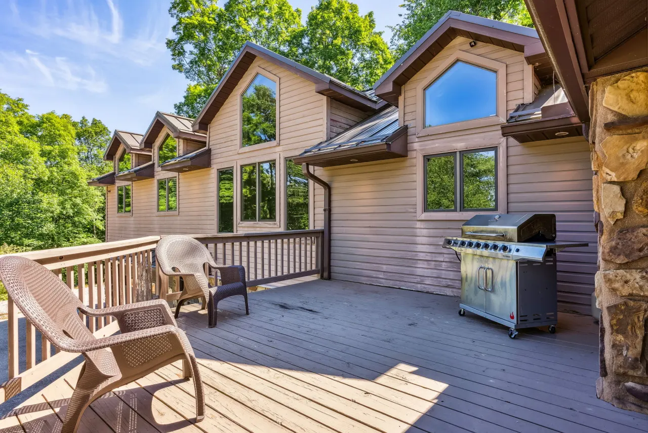 Hocking Hills: Daisy Glen Retreat 8