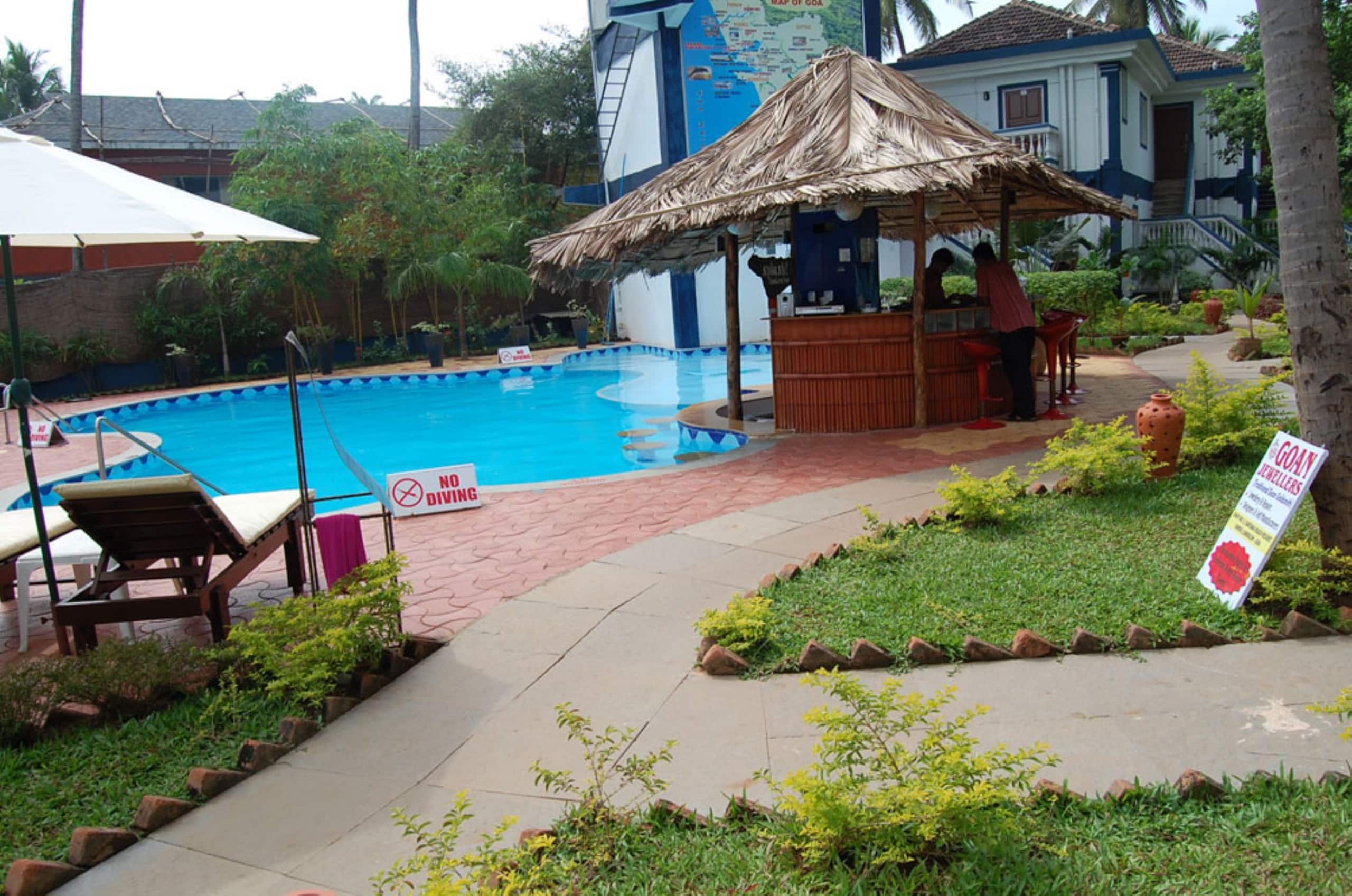 Pool View Studio Apt in Candolim Beach Resort 1