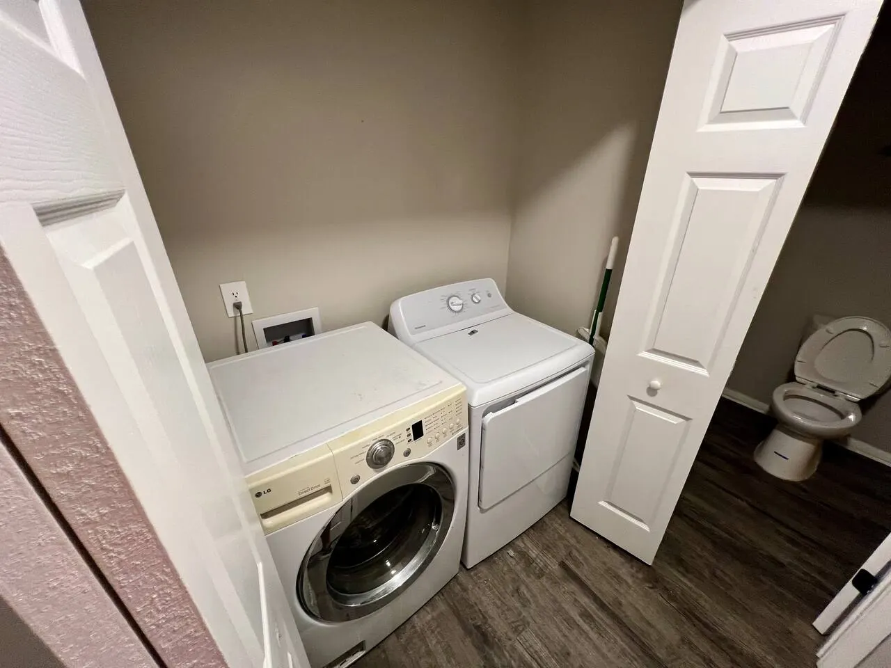 12 Beds 6 Bathrooms 3 Apartments 20