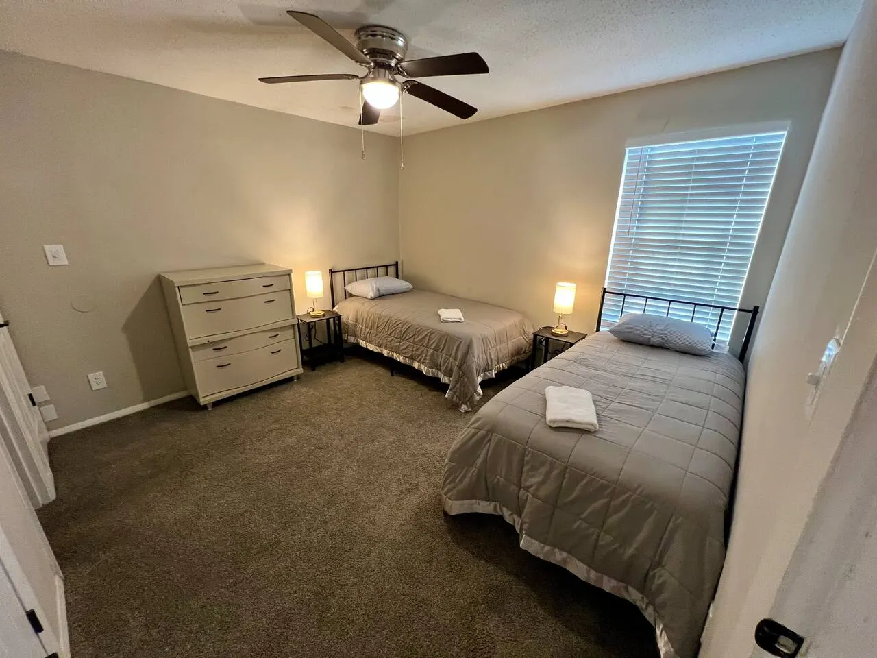 12 Beds 6 Bathrooms 3 Apartments — photo 4