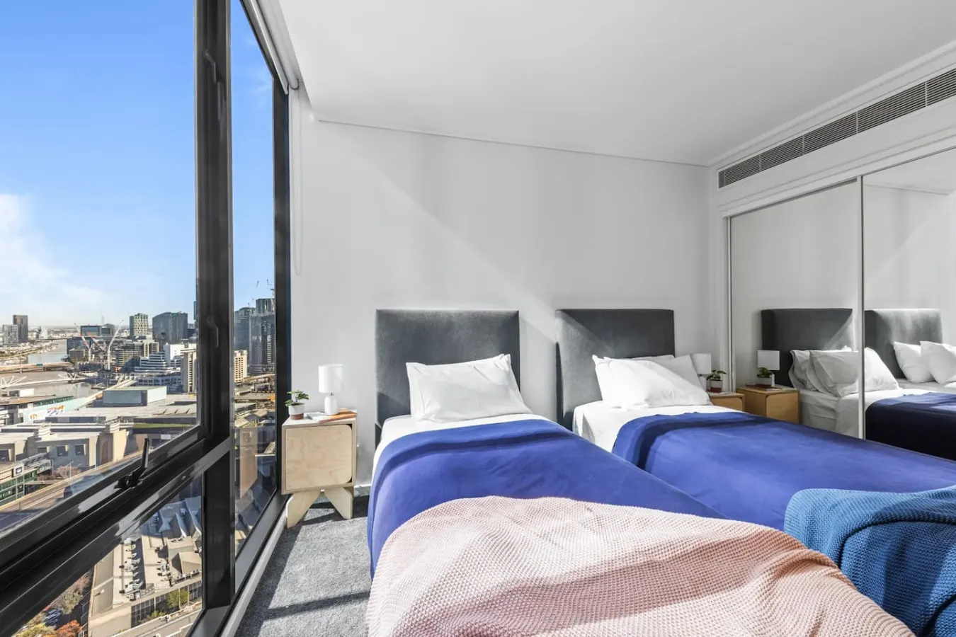 Ade- Penthouse style 3 bed/2bath Melbourne Home 11