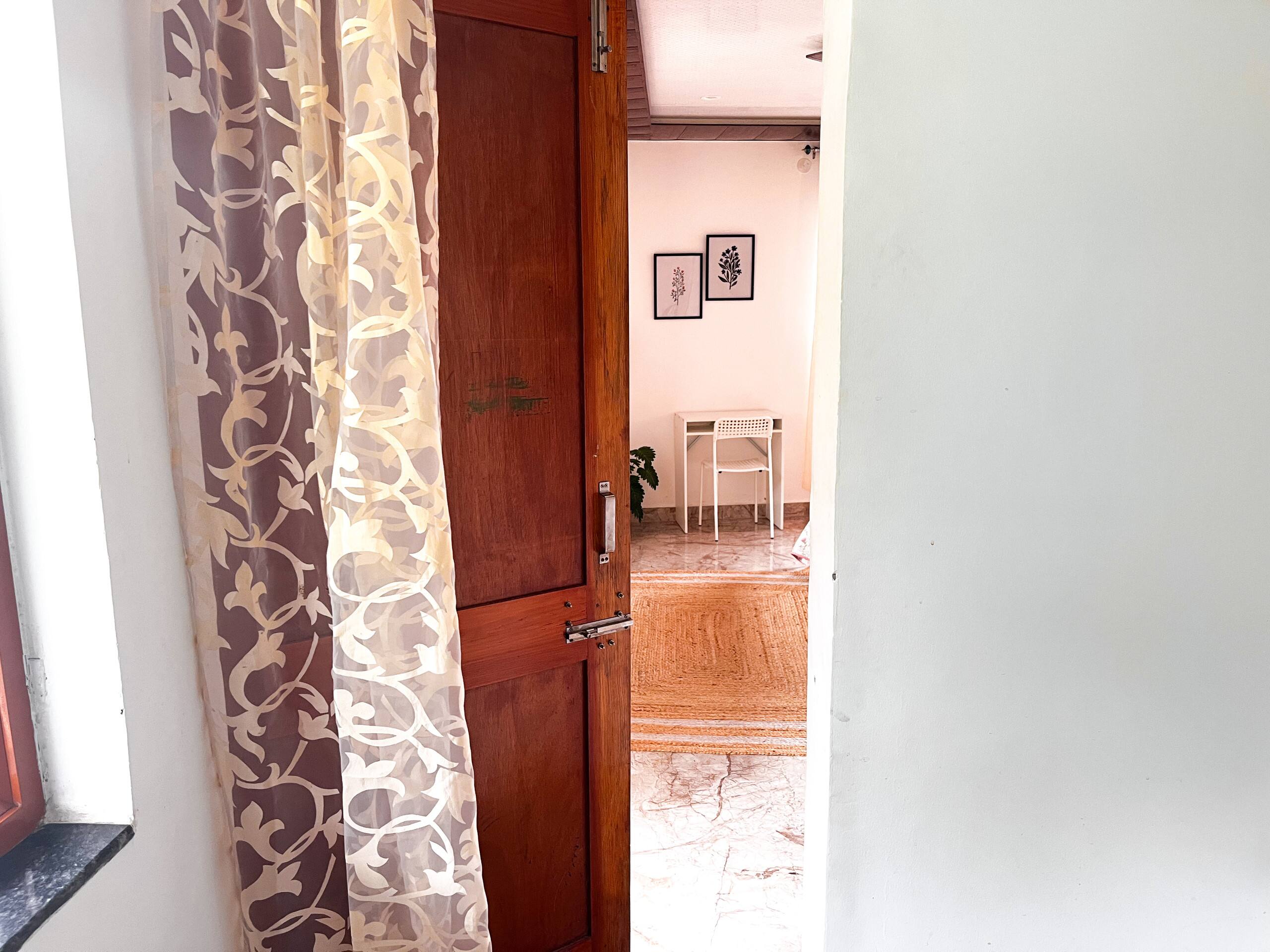 Home in Dharamkot | Yutori Stays 25