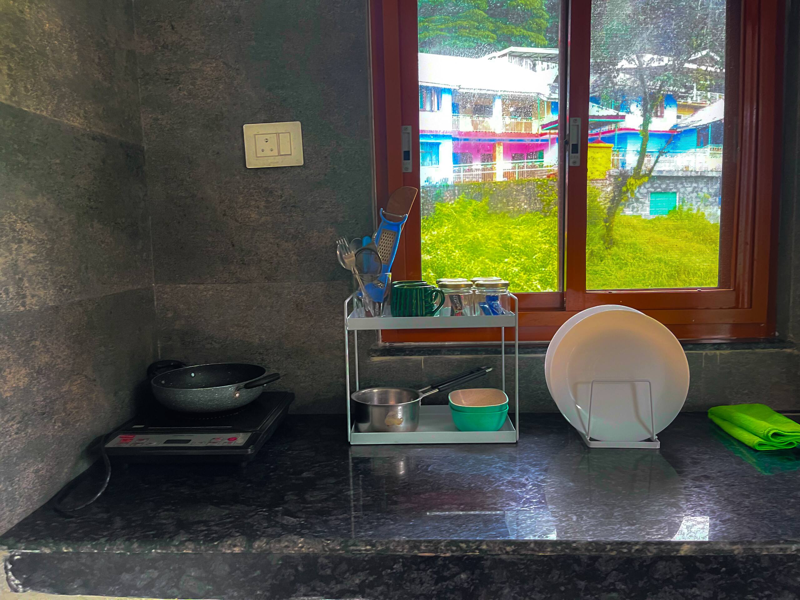 Home in Dharamkot | Yutori Stays 27