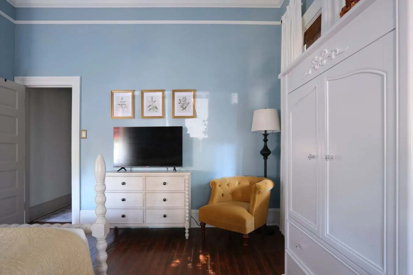 Comfortable Escape 2 Bed in Historic Downtown Savannah 14