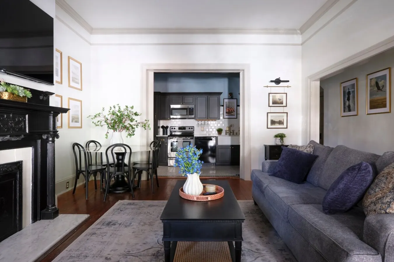 Comfortable Escape 2 Bed in Historic Downtown Savannah 3
