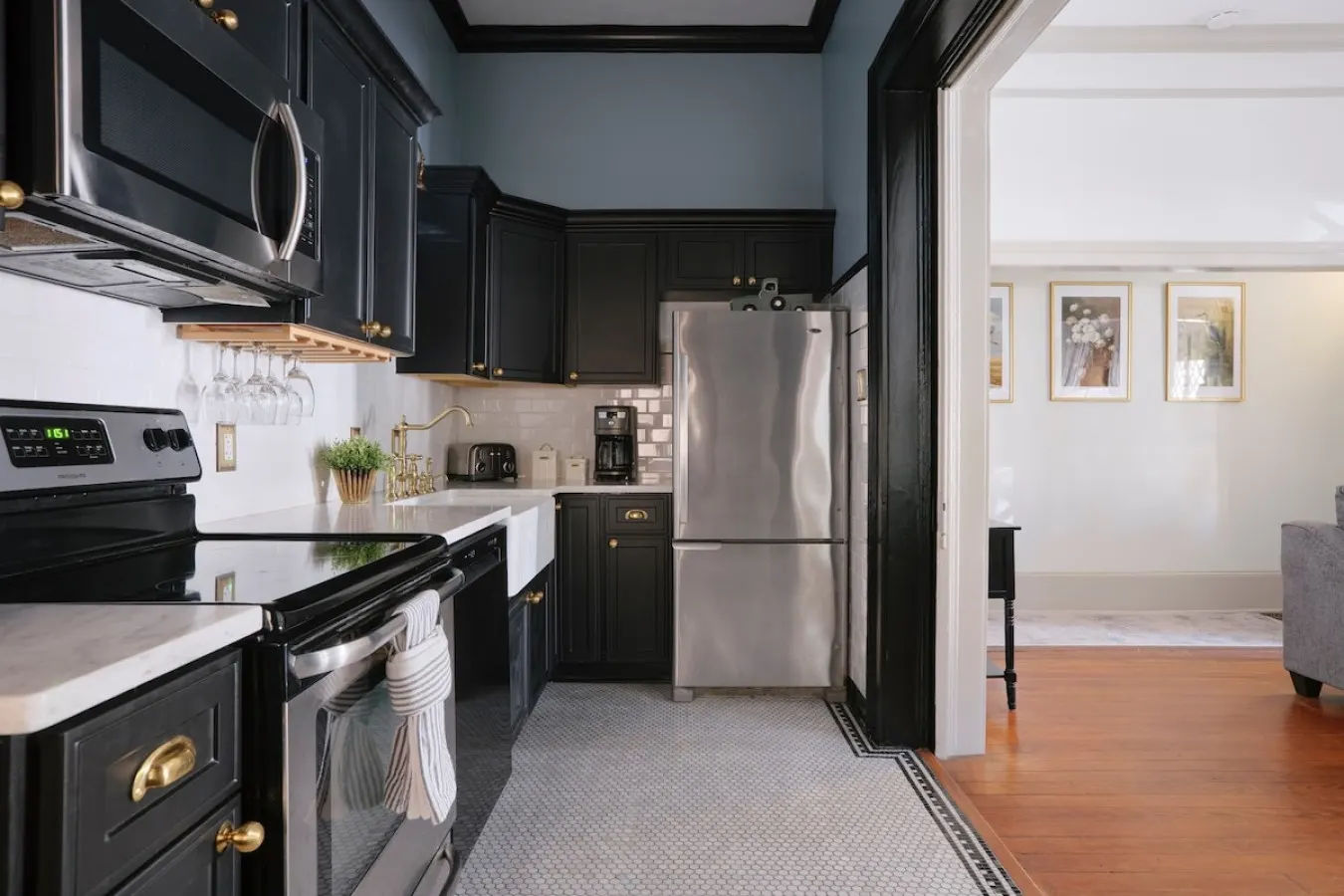 Comfortable Escape 2 Bed in Historic Downtown Savannah 5