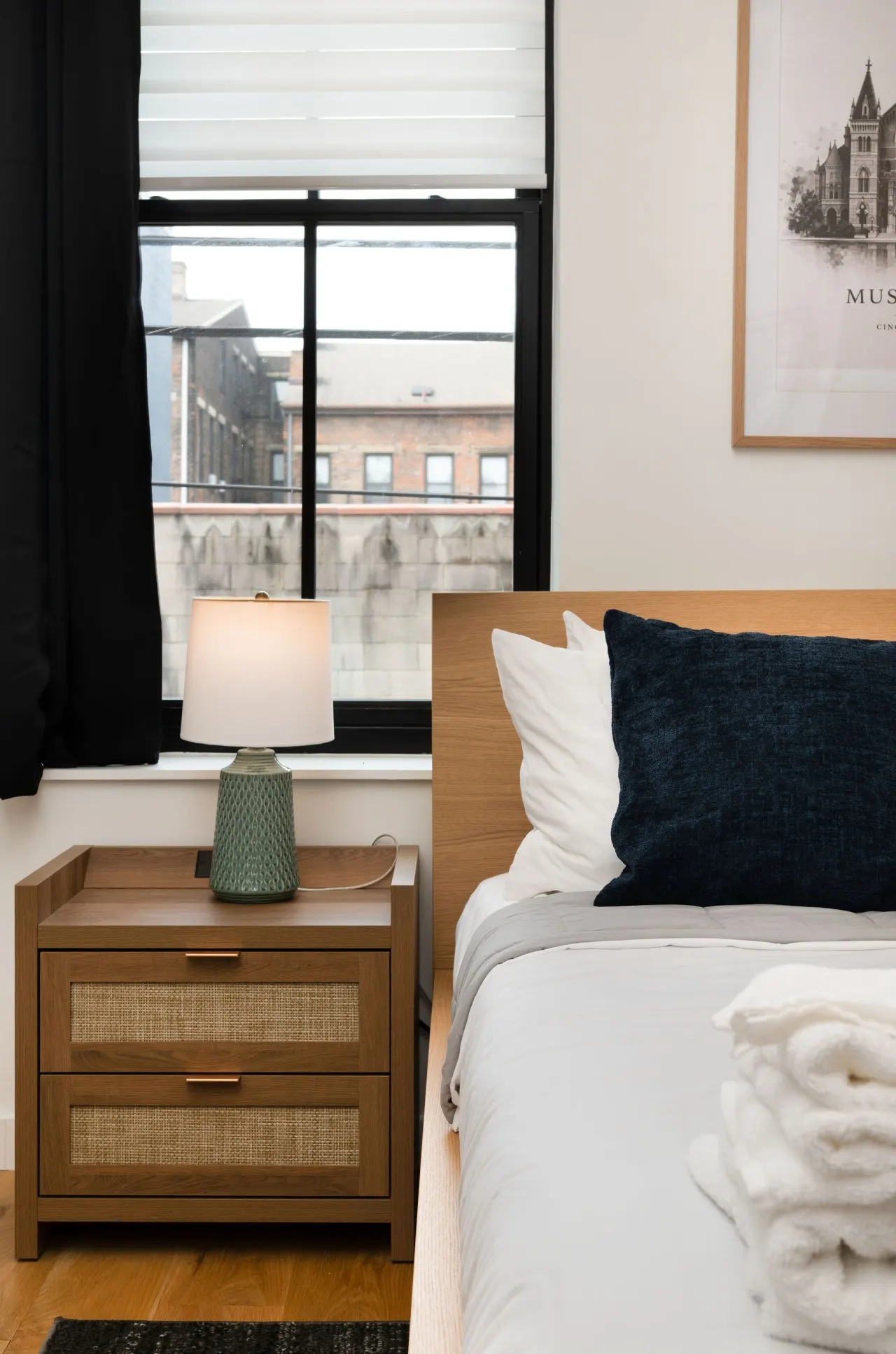 Washington Park 2BR w Parking - Walk to All 9