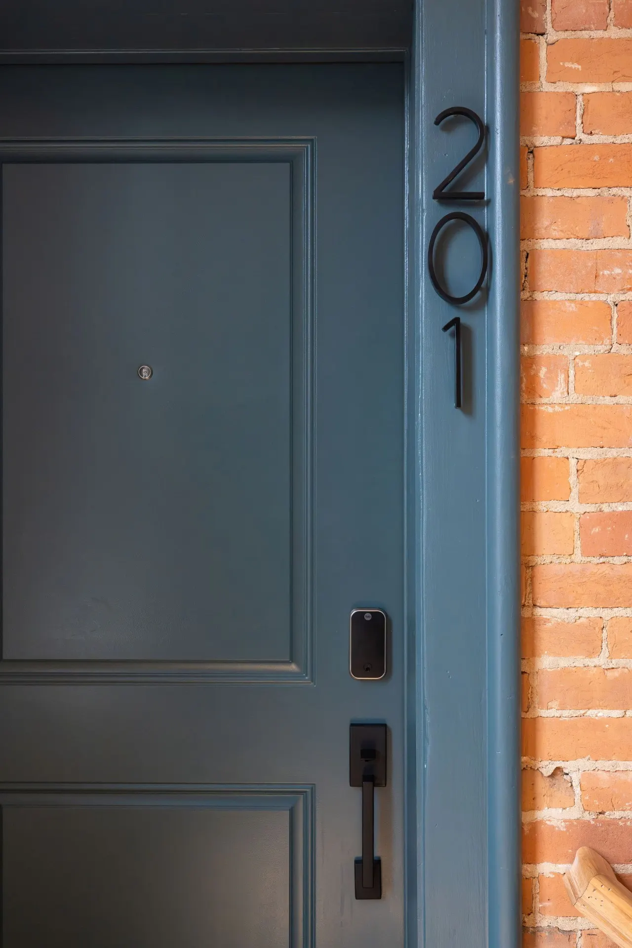 Washington Park 2BR w Parking - Walk to All 6