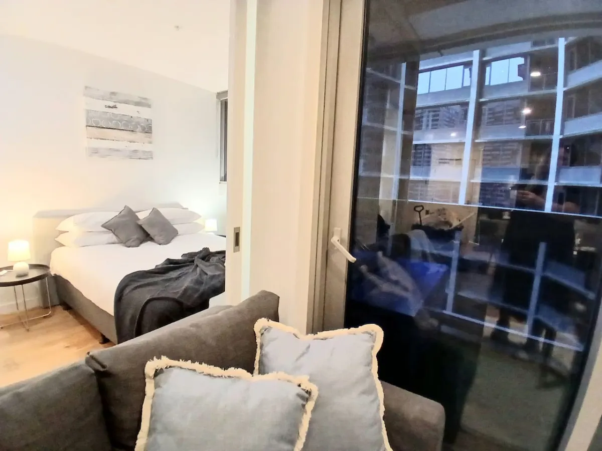 City Duo Stays – Two Apts - One Prime Location 15
