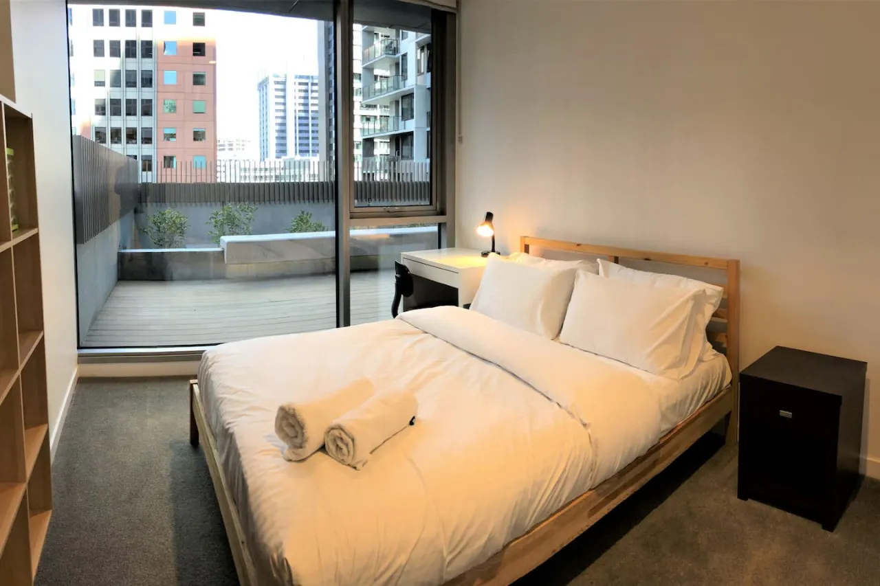 City Duo Stays – Two Apts - One Prime Location 19
