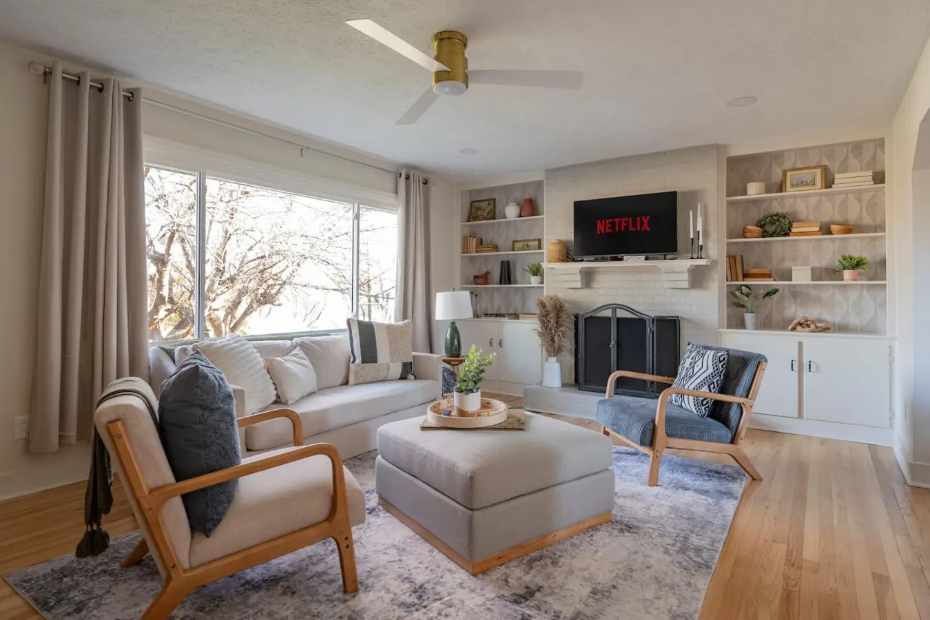 Central Oasis | Private Pool - KNG BD & Game Room