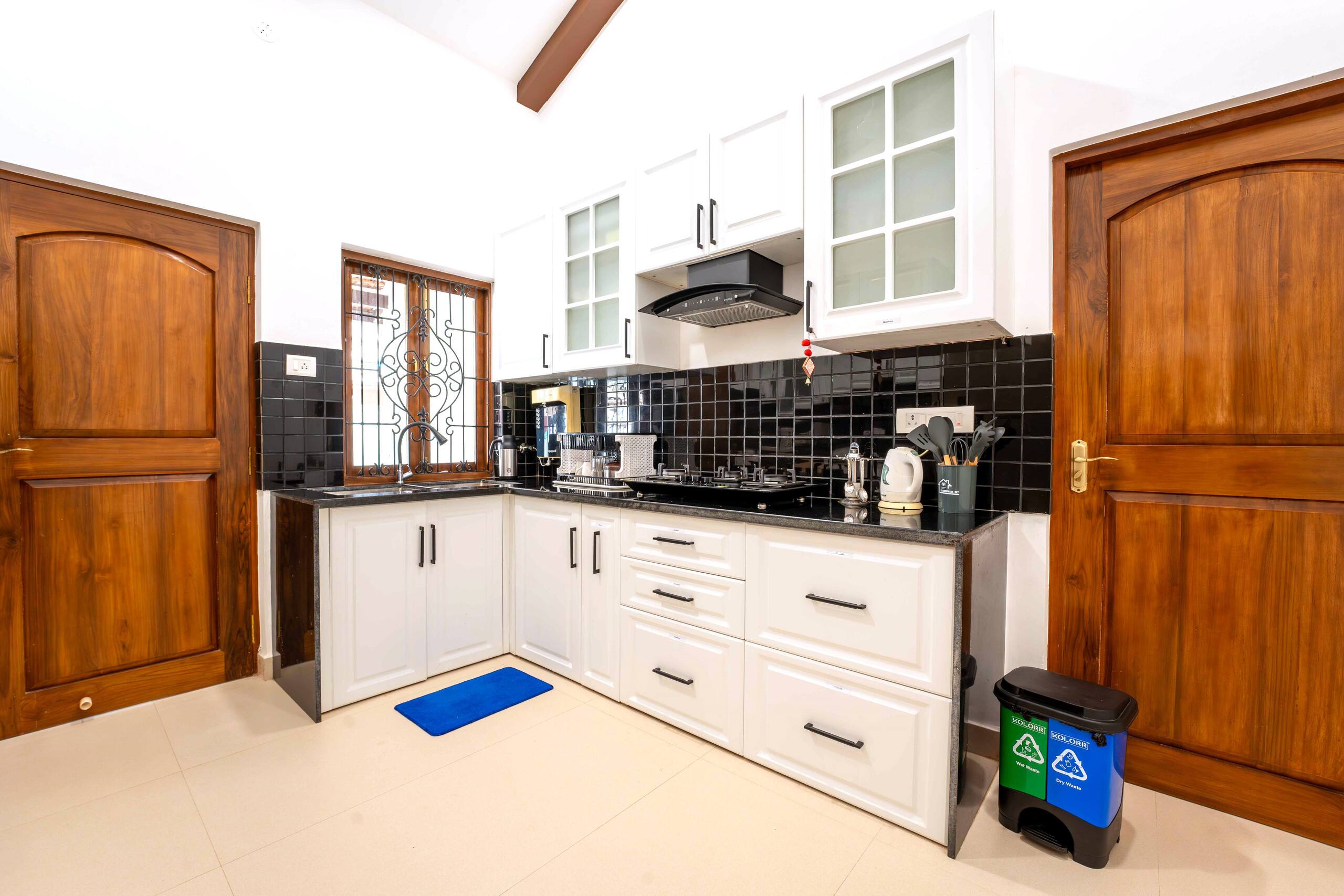 The Solara House | 3BR Private Villa in Candolim 22