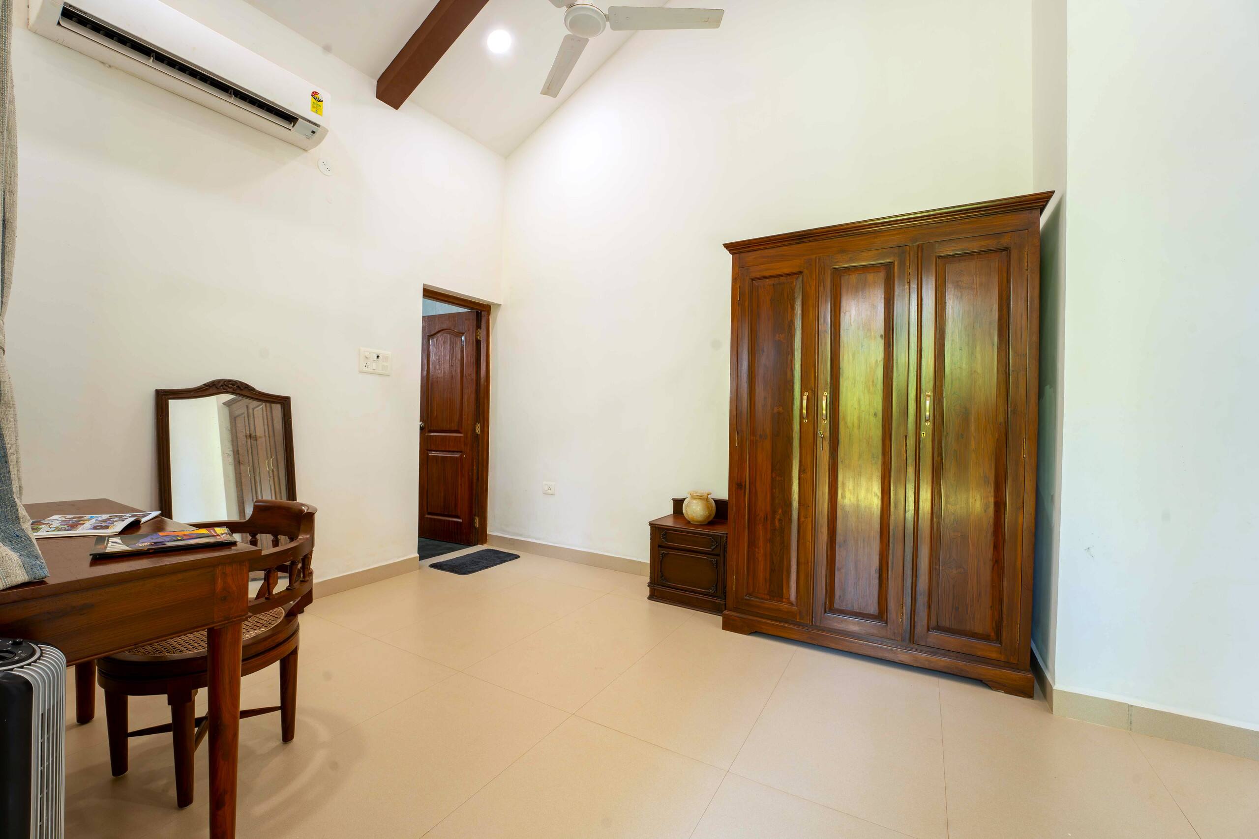 The Solara House | 3BR Private Villa in Candolim 36