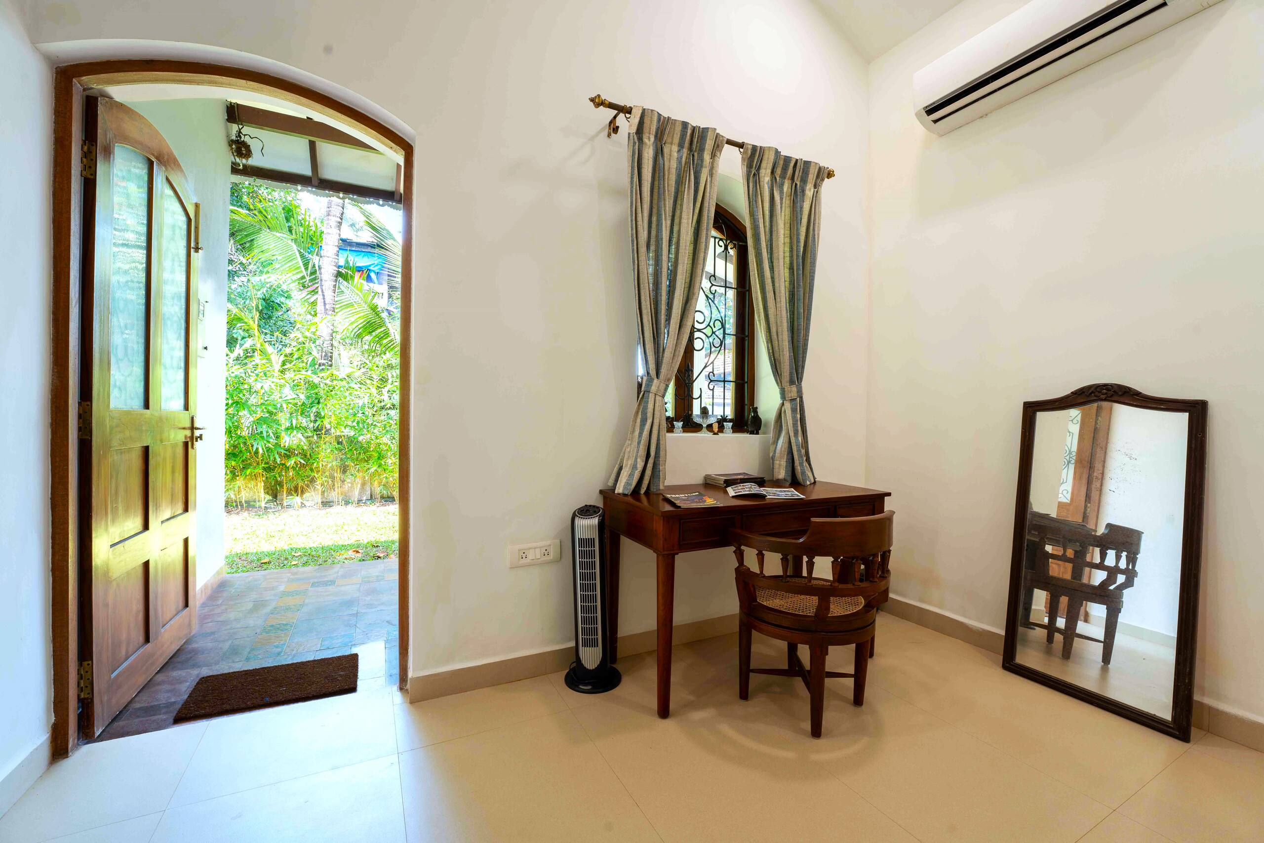 The Solara House | 3BR Private Villa in Candolim 37