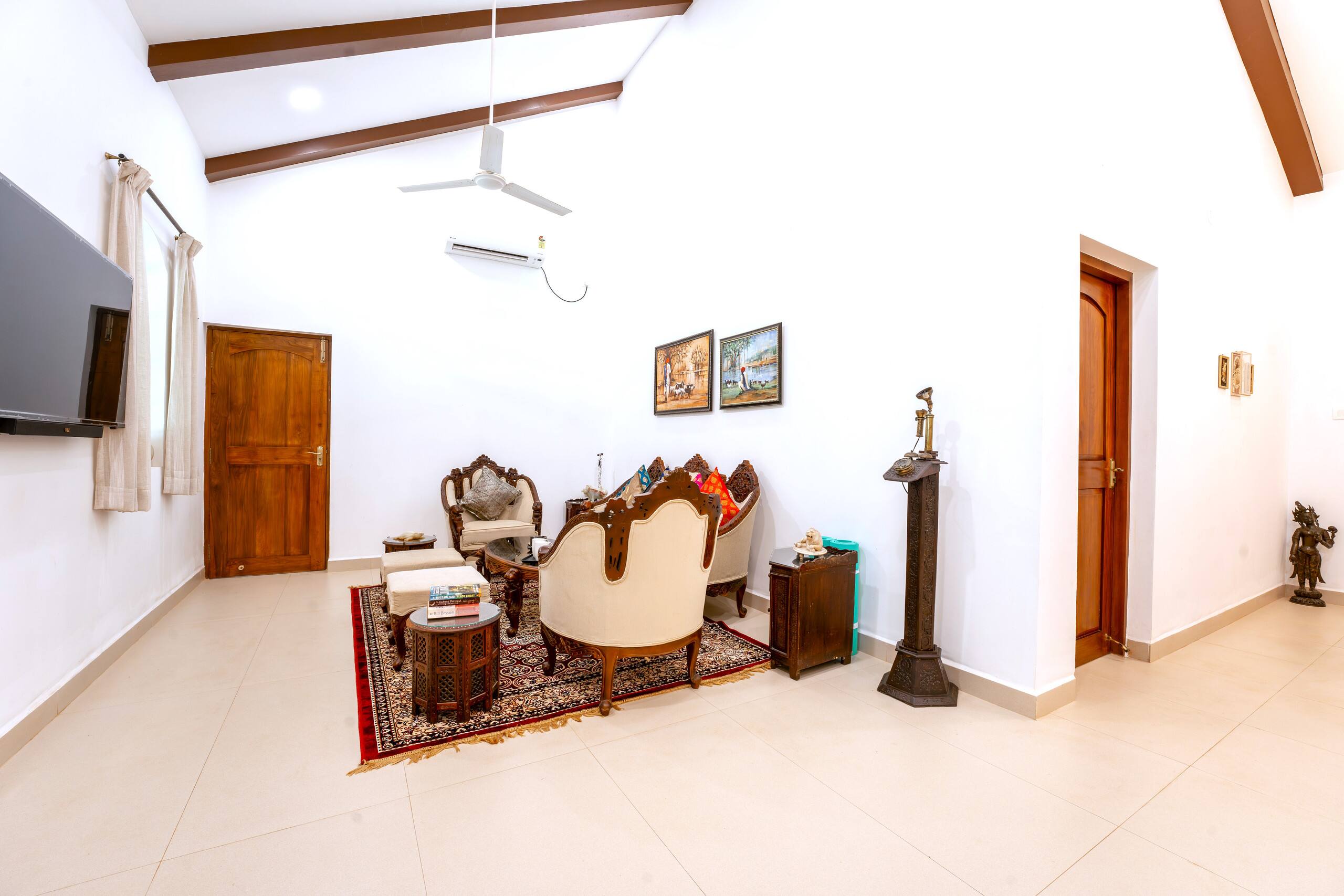The Solara House | 3BR Private Villa in Candolim 10