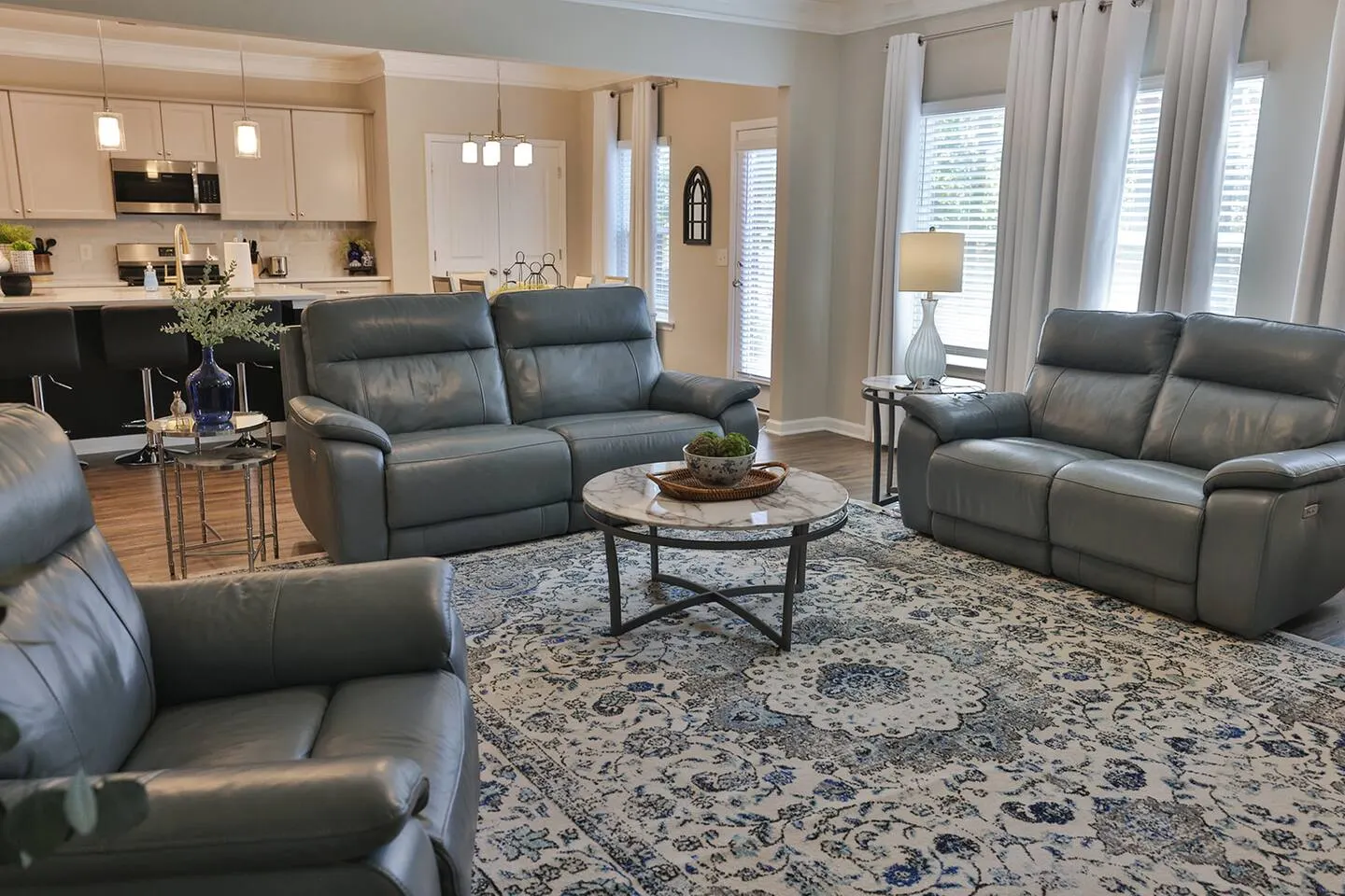 Lincoln Luxury! 5BR w/2 Kings with boat parking! 15
