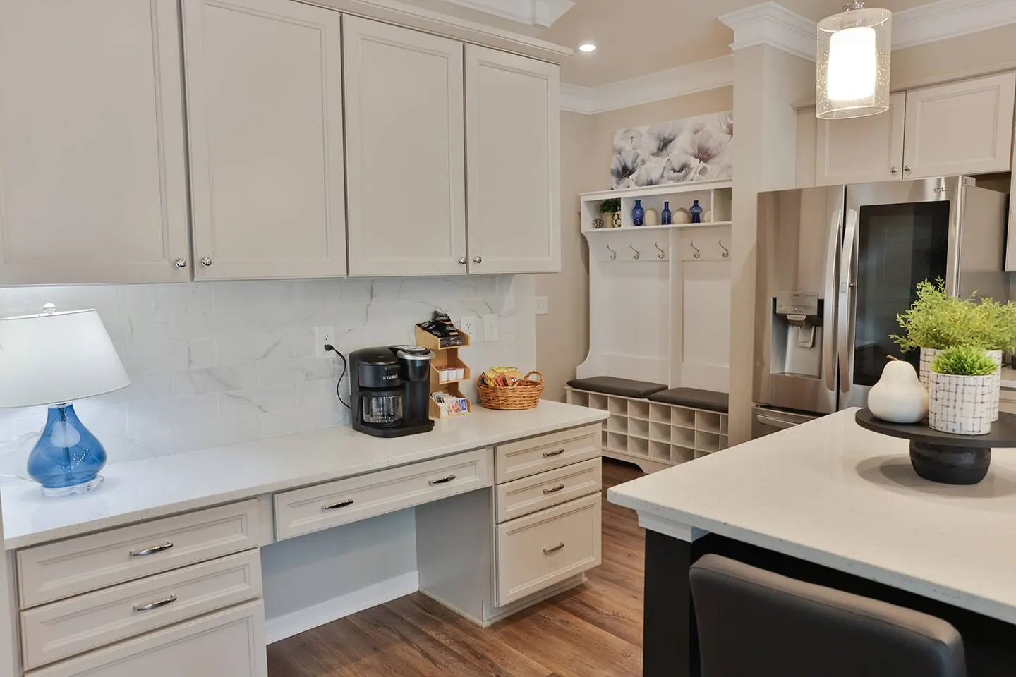 Lincoln Luxury! 5BR w/2 Kings with boat parking! 17