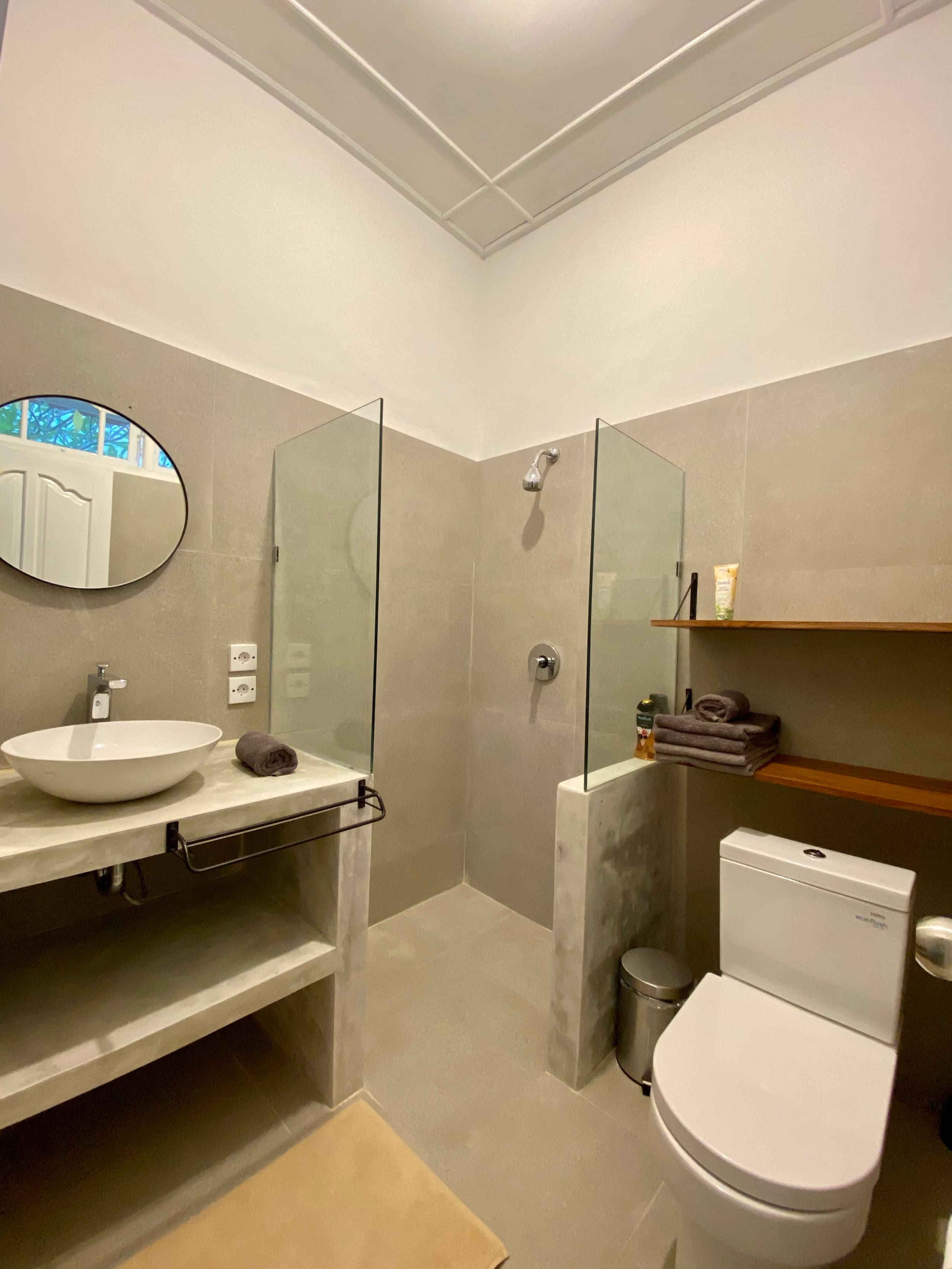 Spacious fam friendly 2BR villa w garden in Canggu 21