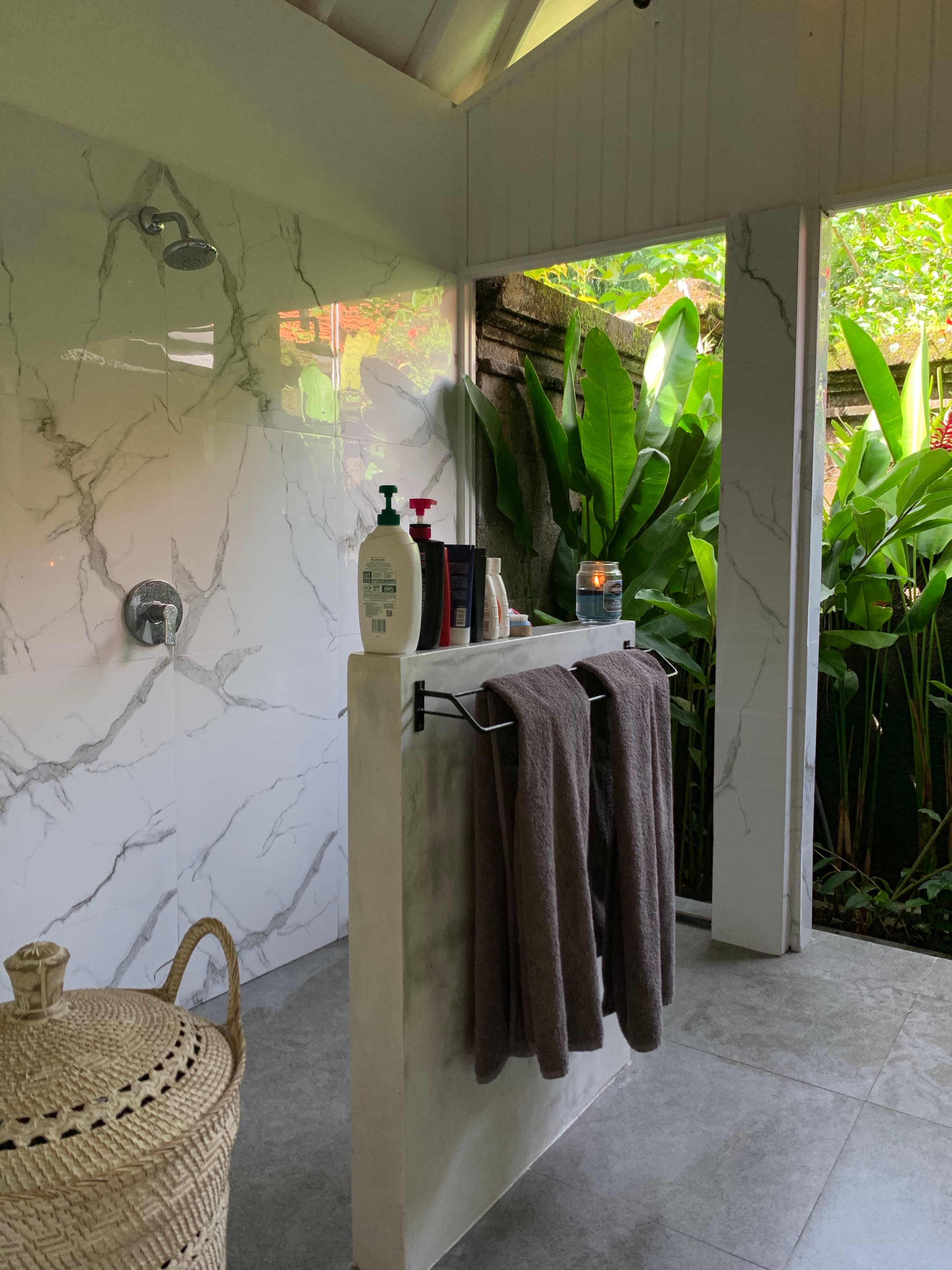Spacious fam friendly 2BR villa w garden in Canggu 14