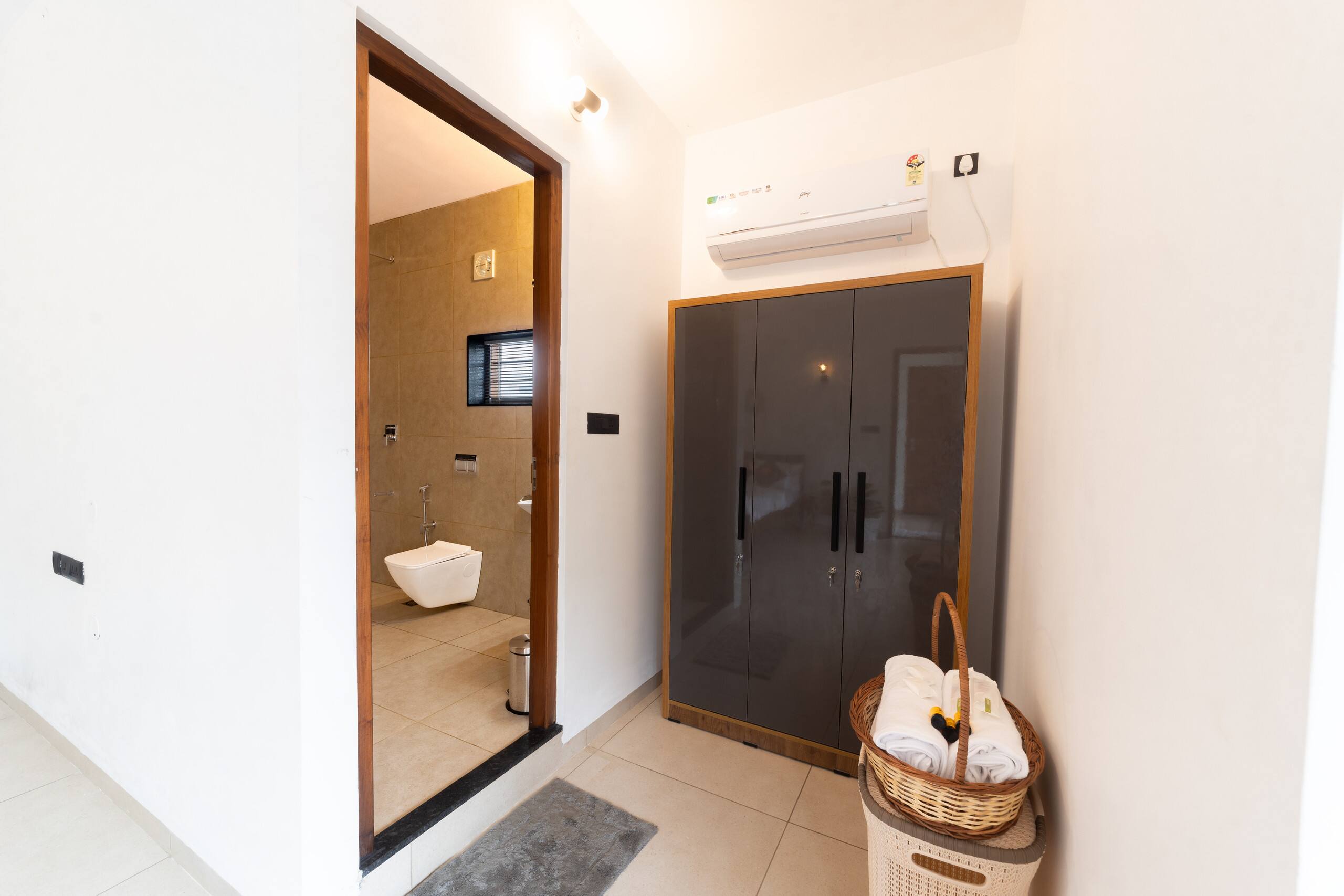 Luxury Pool Villa by Zenith Villas - Kakkanad 20