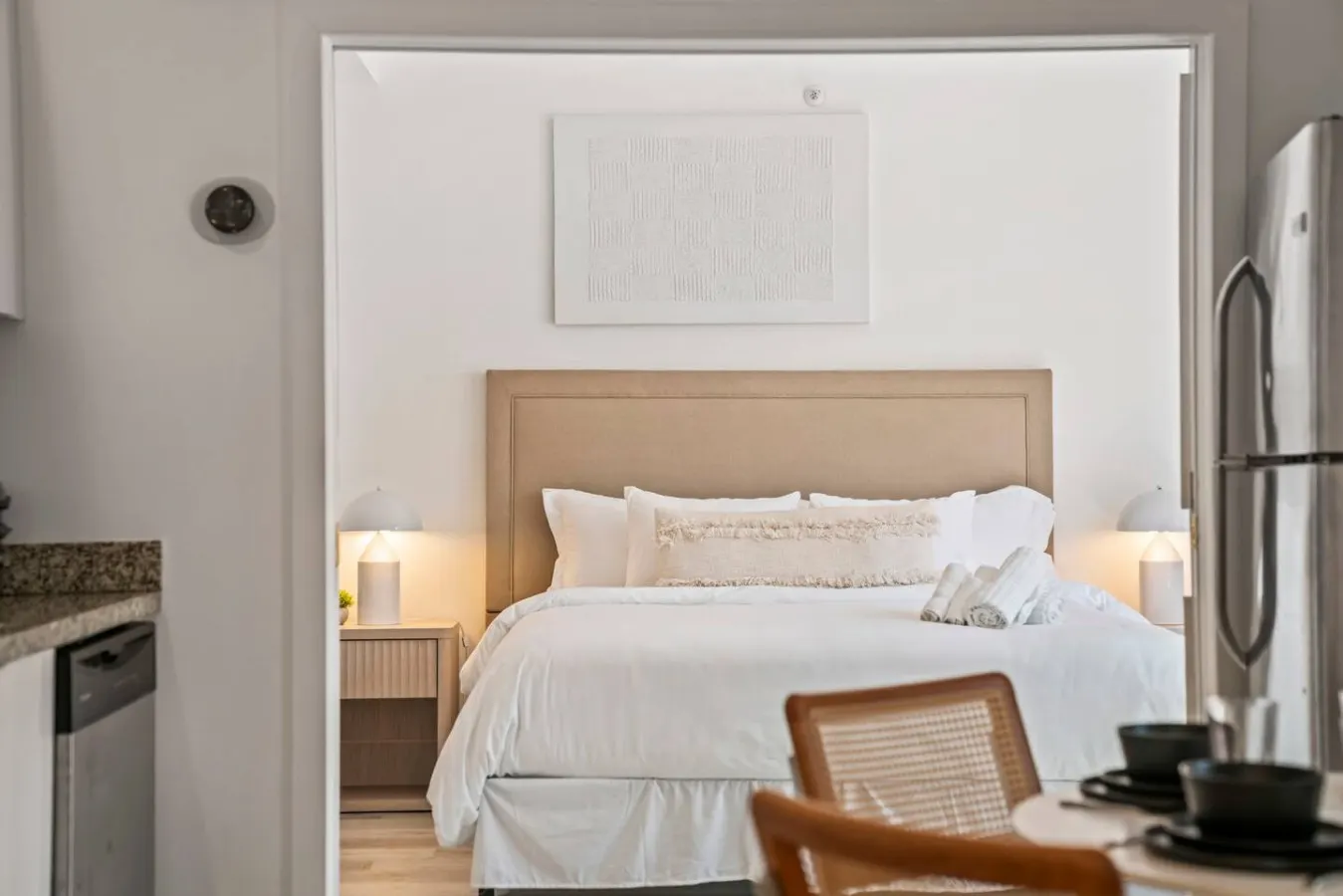 Iconic Ocean Drive Retreat Steps to the Beach 15